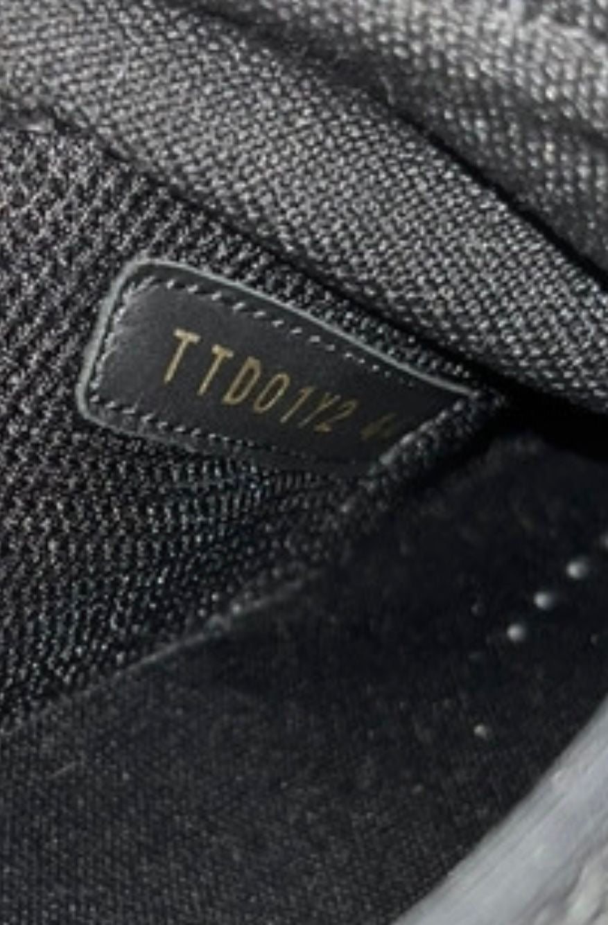 Valentino Garavani Cloudknit Air 'Black' - UK 10 - EU 44