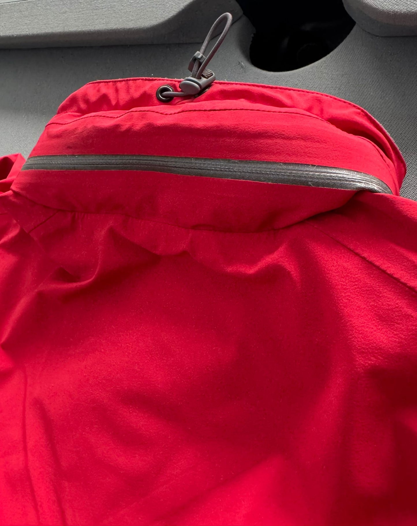 Canada Goose Red Moraine Shell Jacket - Size: Large (24.5''ptp)