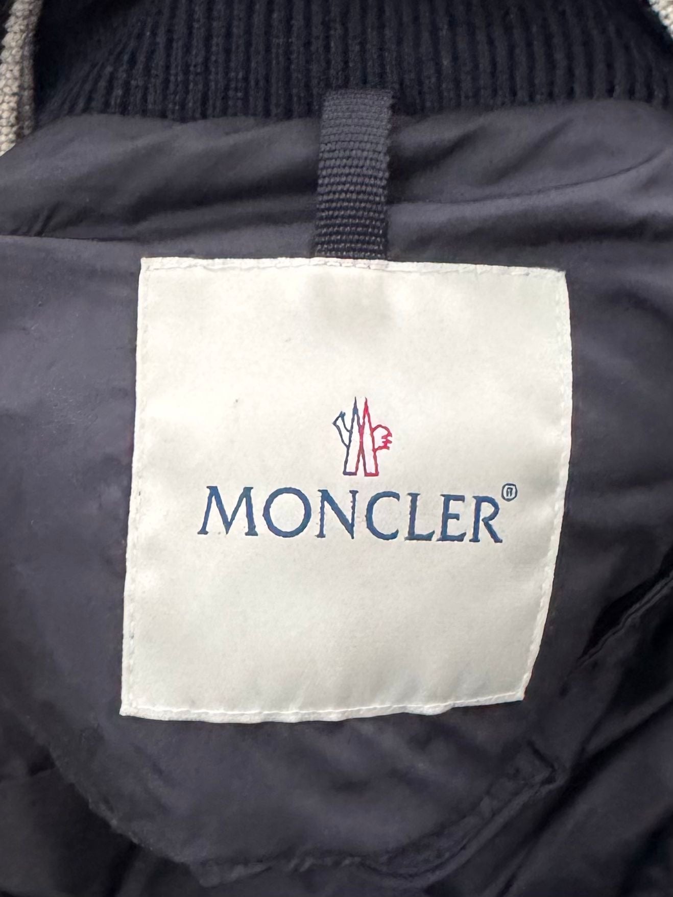 Moncler Navy Mekong Jacket - Size: 2 (22'' PTP)