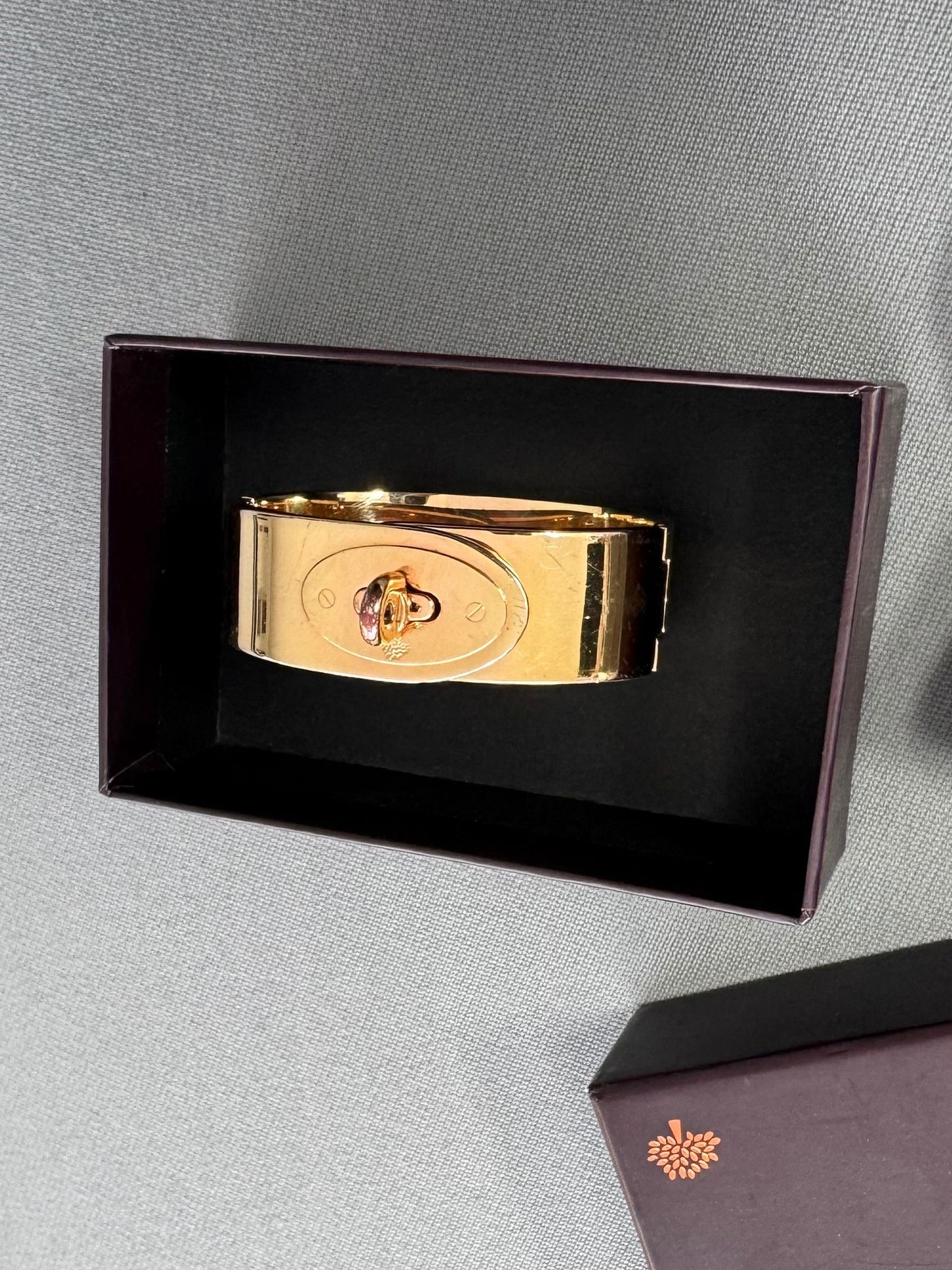 Mulberry Bayswater Postman’s Lock Metal Bracelet Gold Plated