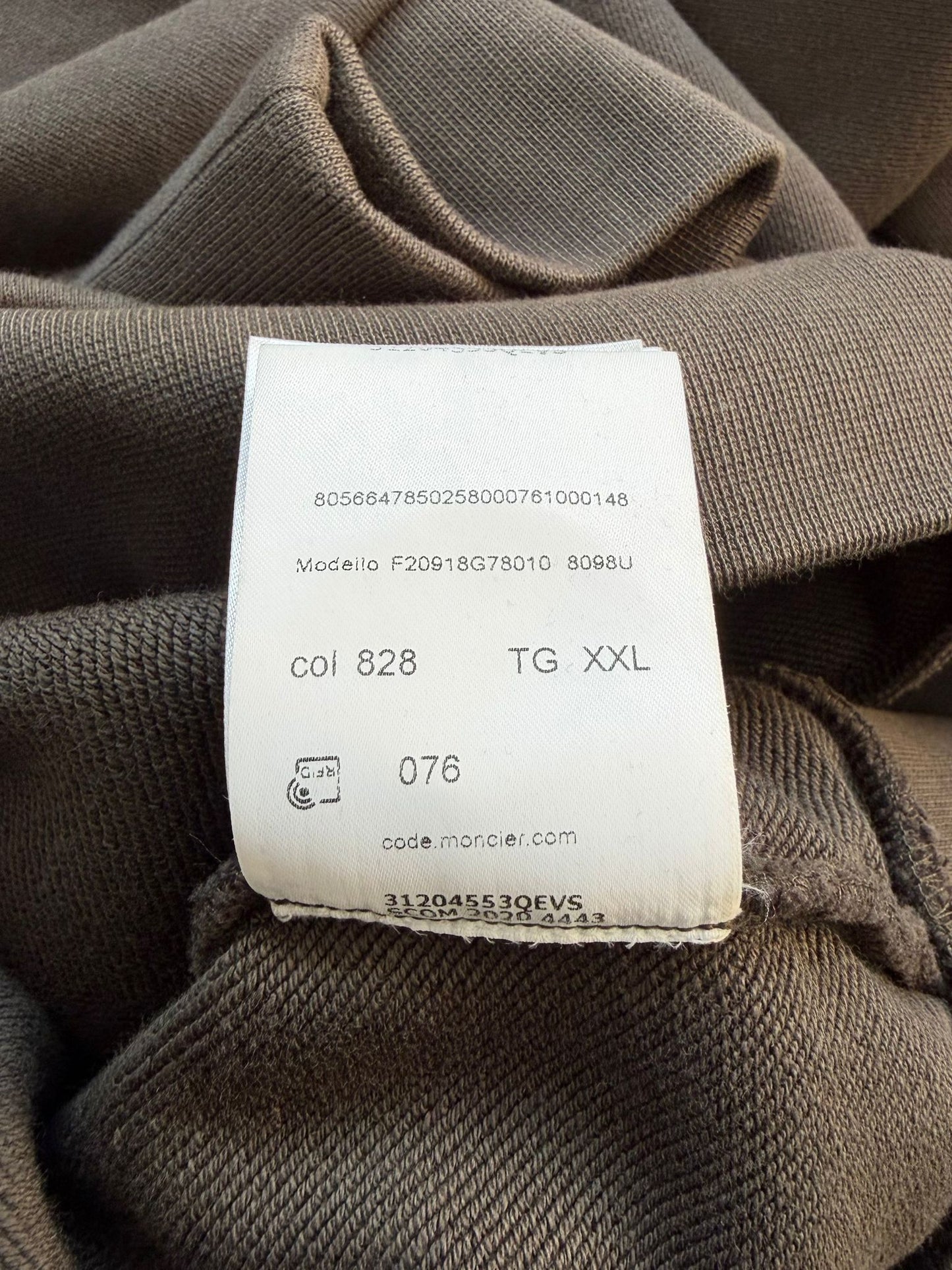 Moncler Grey Sweater - Size: XXL (25''ptp)