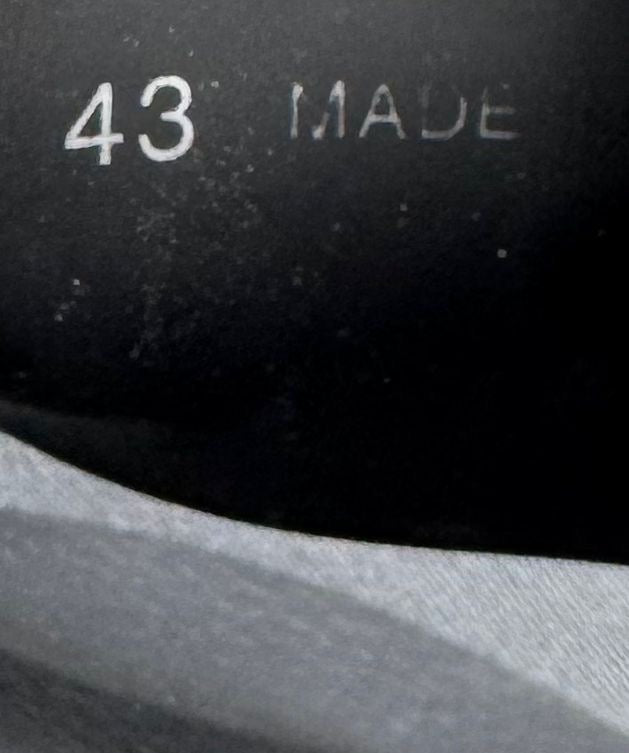 Moncler Basile Men’s Sliders - UK 9 - EU 43