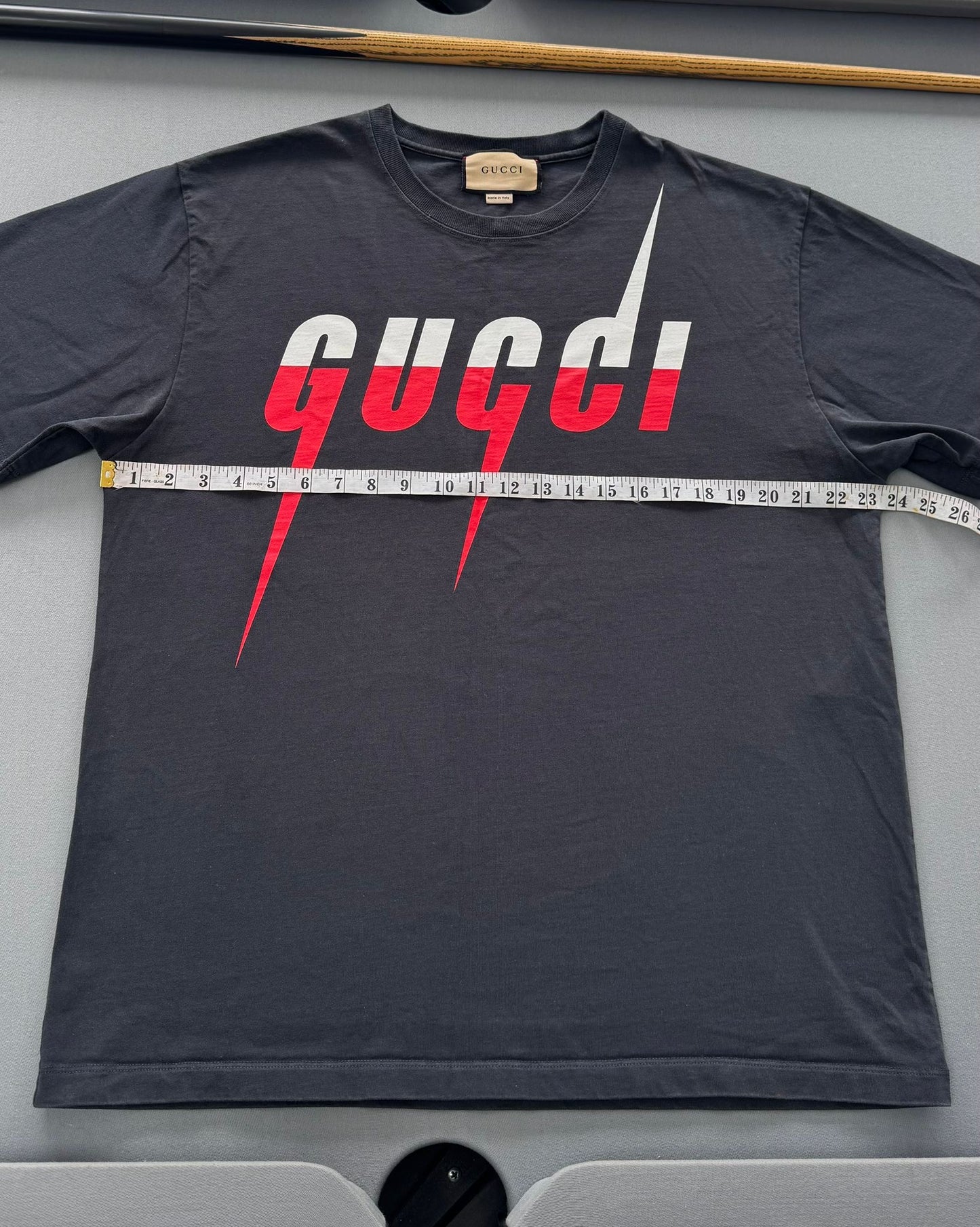 Gucci T-Shirt Blade Print - Large - 23.5”