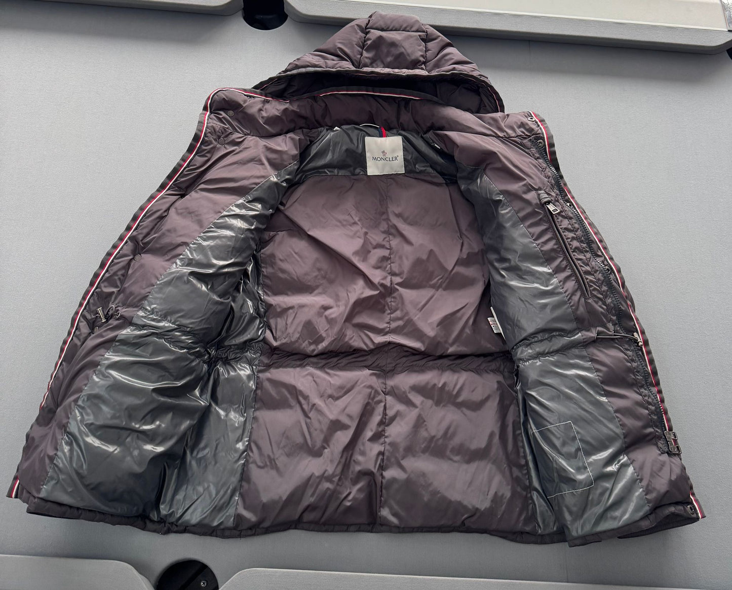 Moncler Millais Grey Down Jacket - Medium - Size 2 (22''ptp)