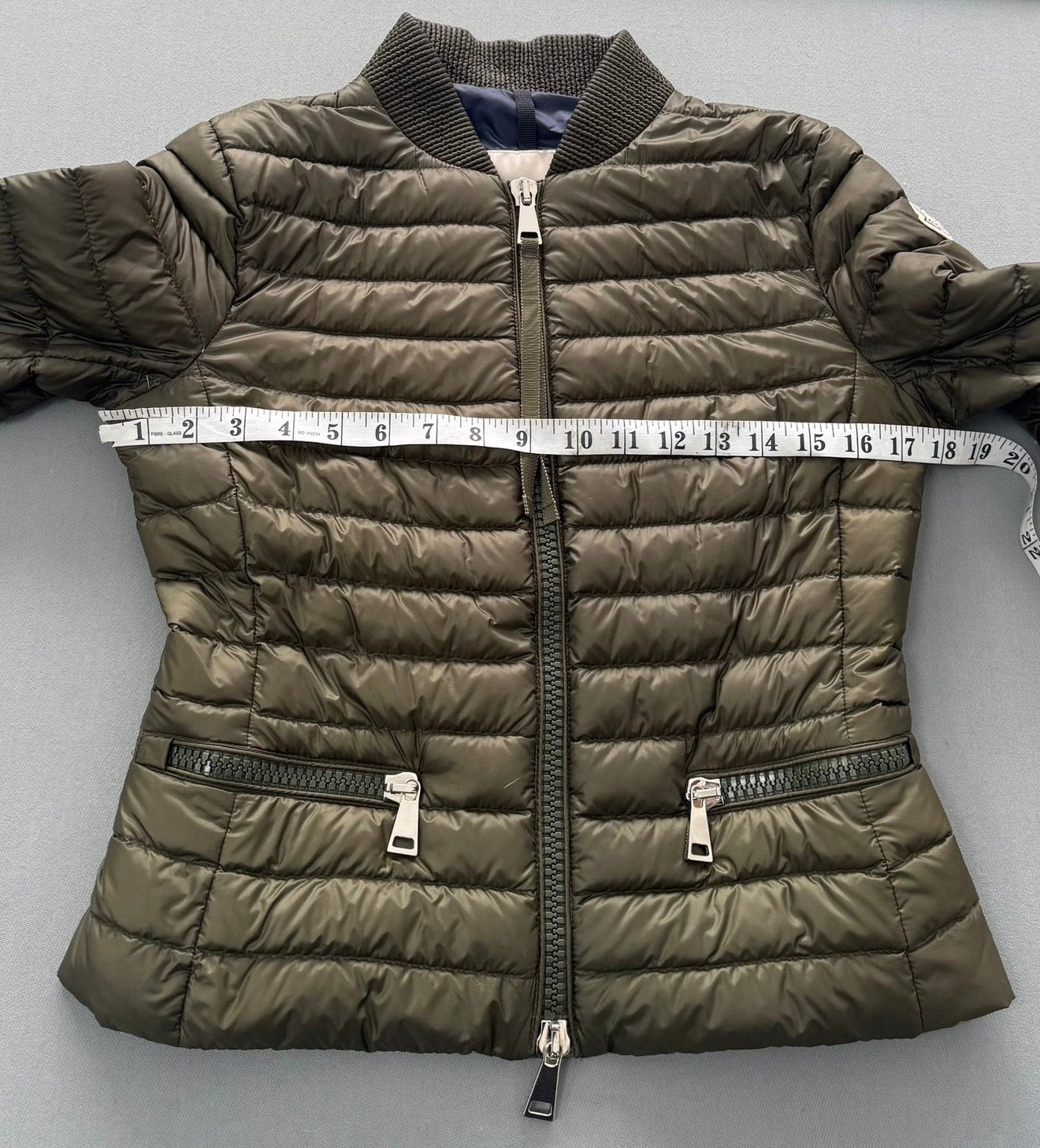 Moncler Blen Down Jacket – Khaki (Size 0, UK6–8)