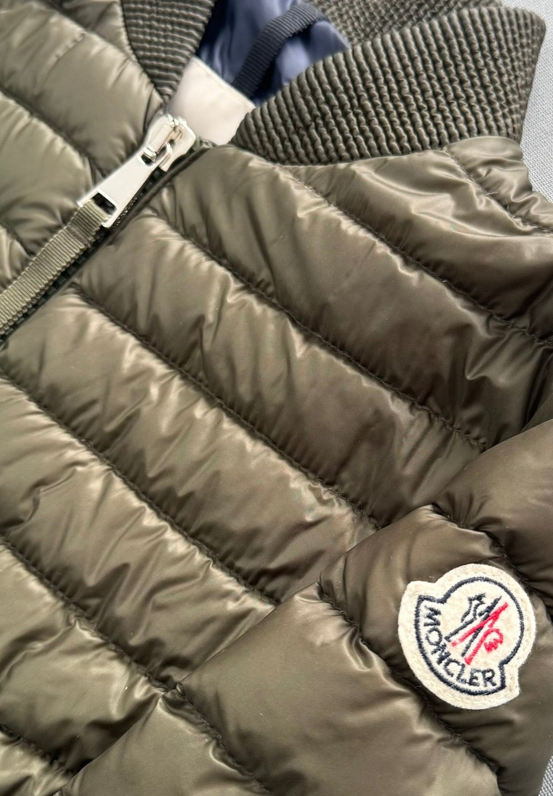 Moncler Blen Down Jacket – Khaki (Size 0, UK6–8)