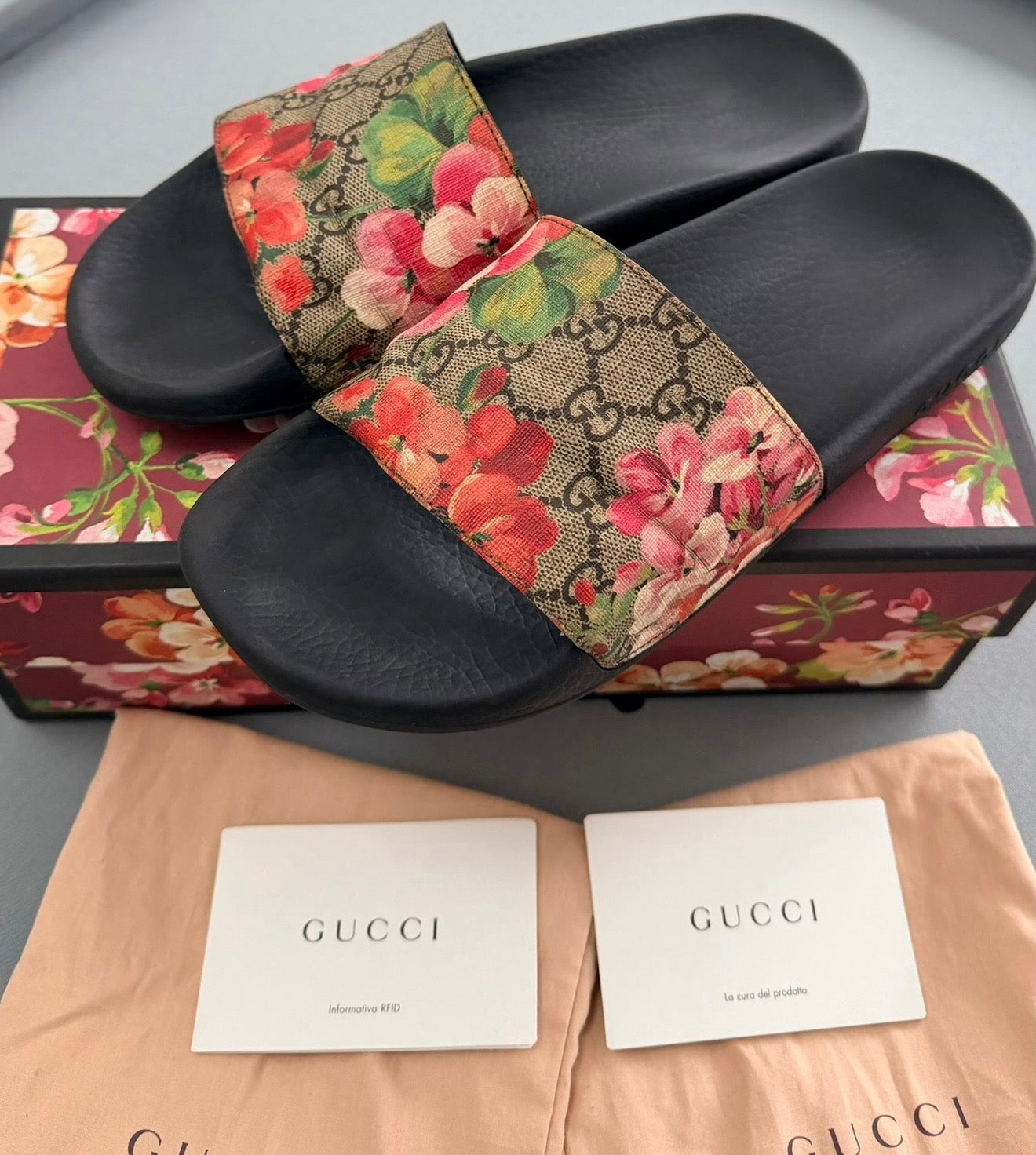 Gucci GG Blooms Slide Sandals – Multi (EU40 / UK7)