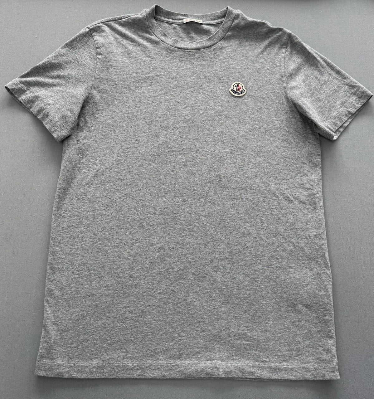 Moncler Logo Patch Cotton T-Shirt – White (Size Large)