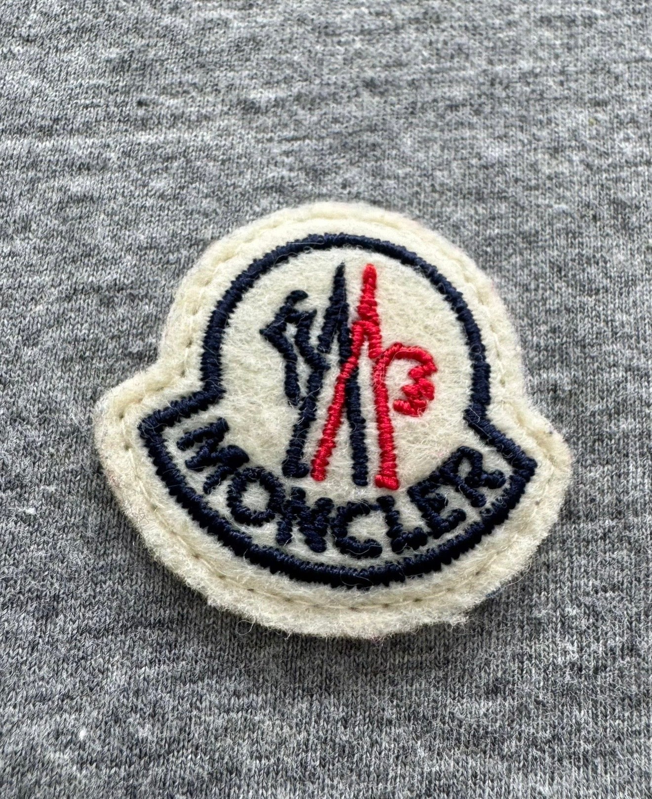 Moncler Logo Patch Cotton T-Shirt – White (Size Large)