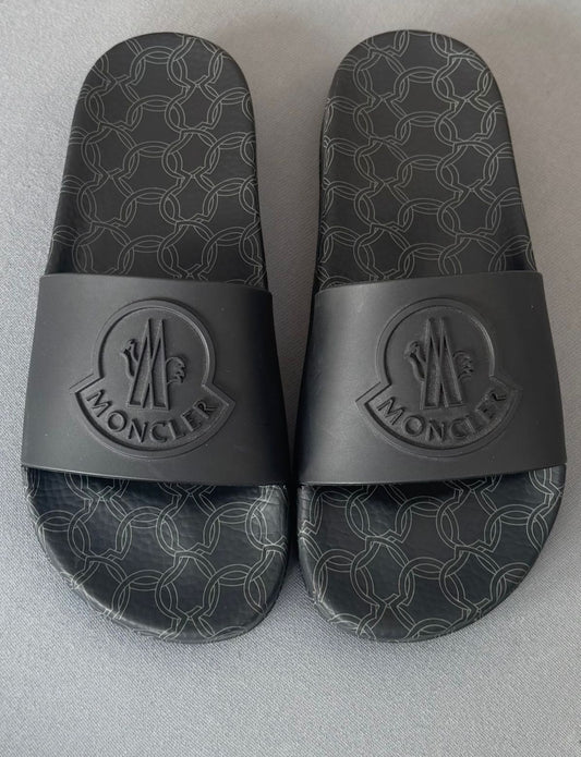 Moncler Black Basile Sliders - UK 6 (EU 39)