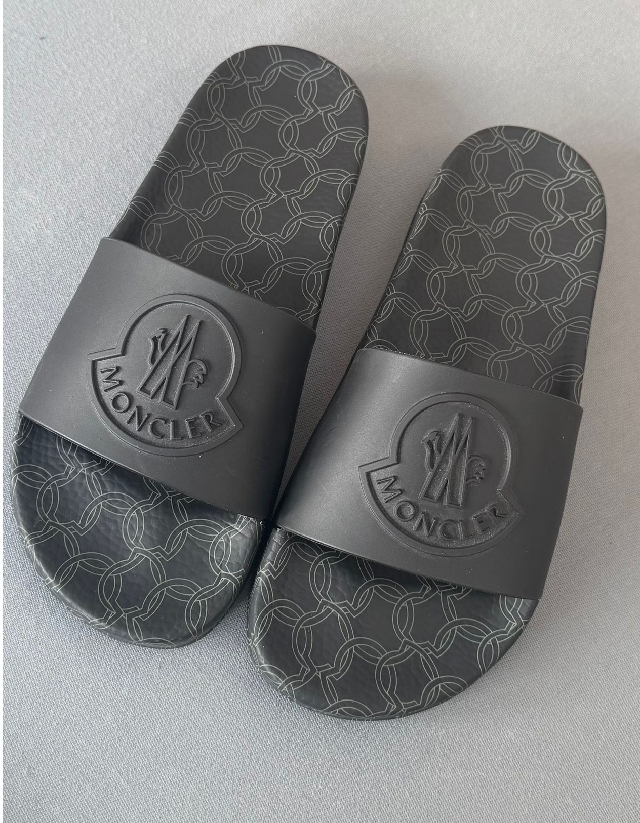Moncler Black Basile Sliders - UK 6 (EU 39)