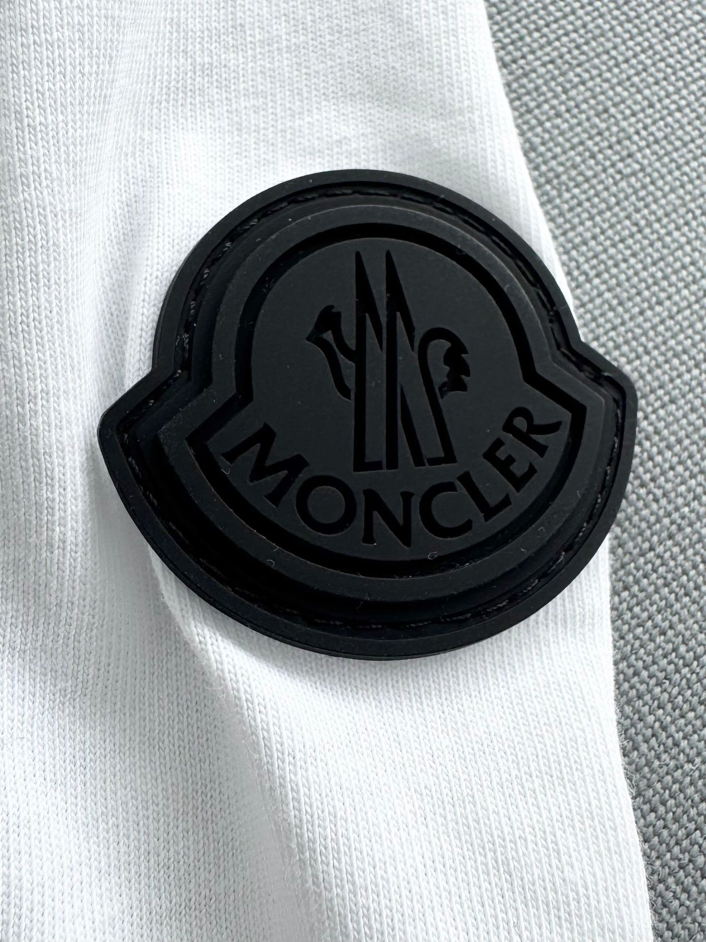 Moncler White Logo Cotton T-Shirt - XL - 23.5” PTP