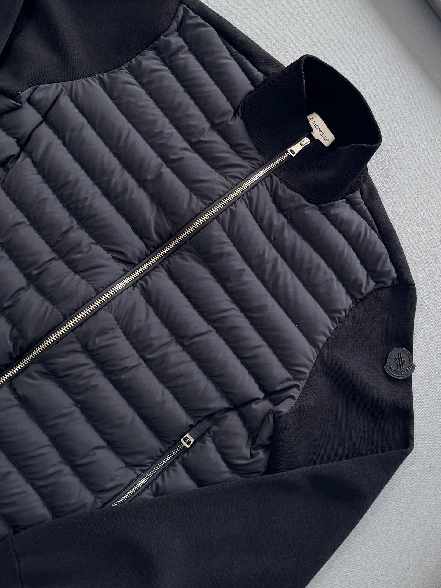 Moncler Navy Tricot Padded Contrast Sleeve Cardigan - Medium - PTP 20.5''