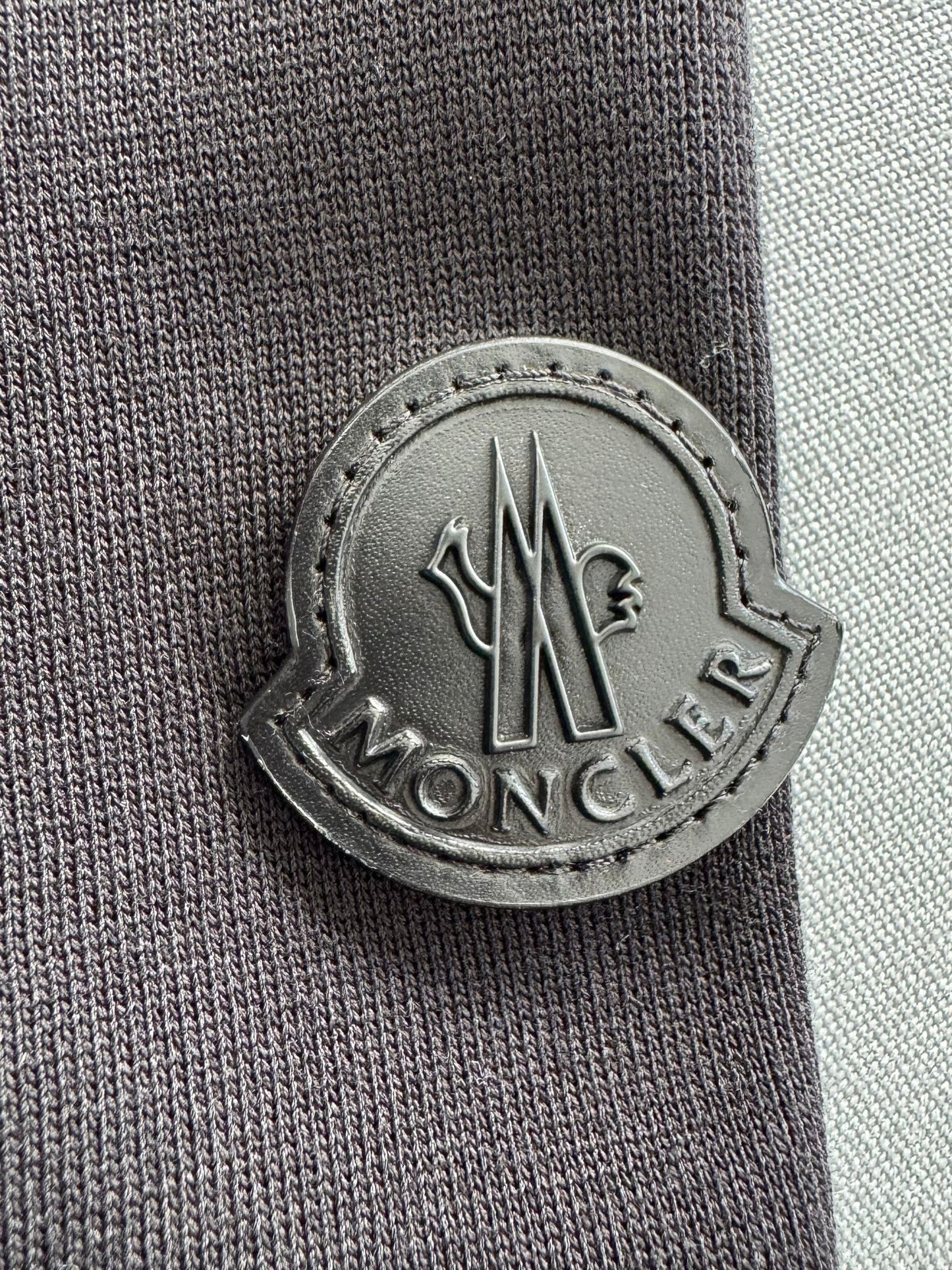 Moncler Navy Tricot Padded Contrast Sleeve Cardigan - Medium - PTP 20.5''