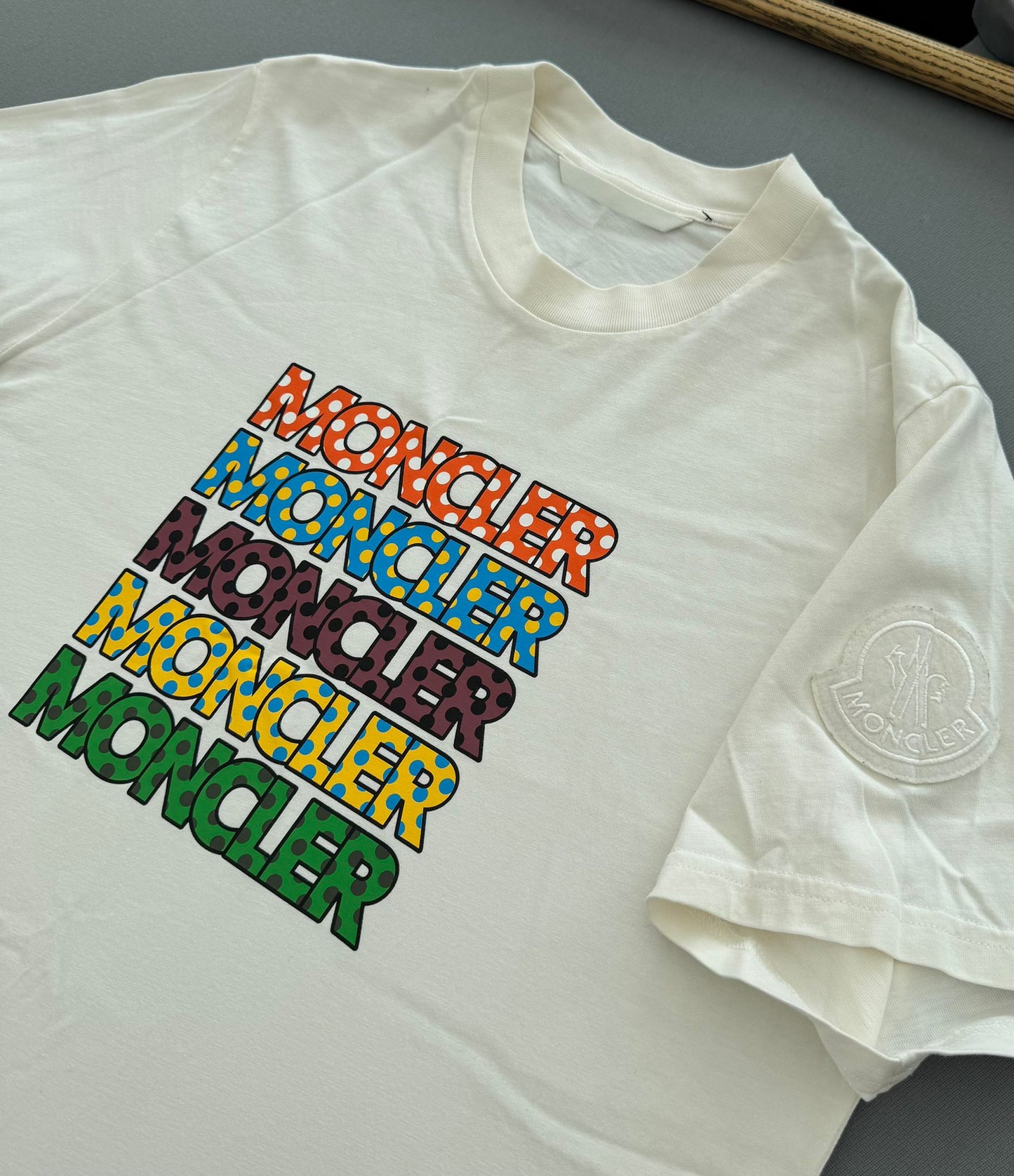 Moncler Genius 2 Moncler 1952 Off White Cotton T-Shirt - Medium (21'' PTP)