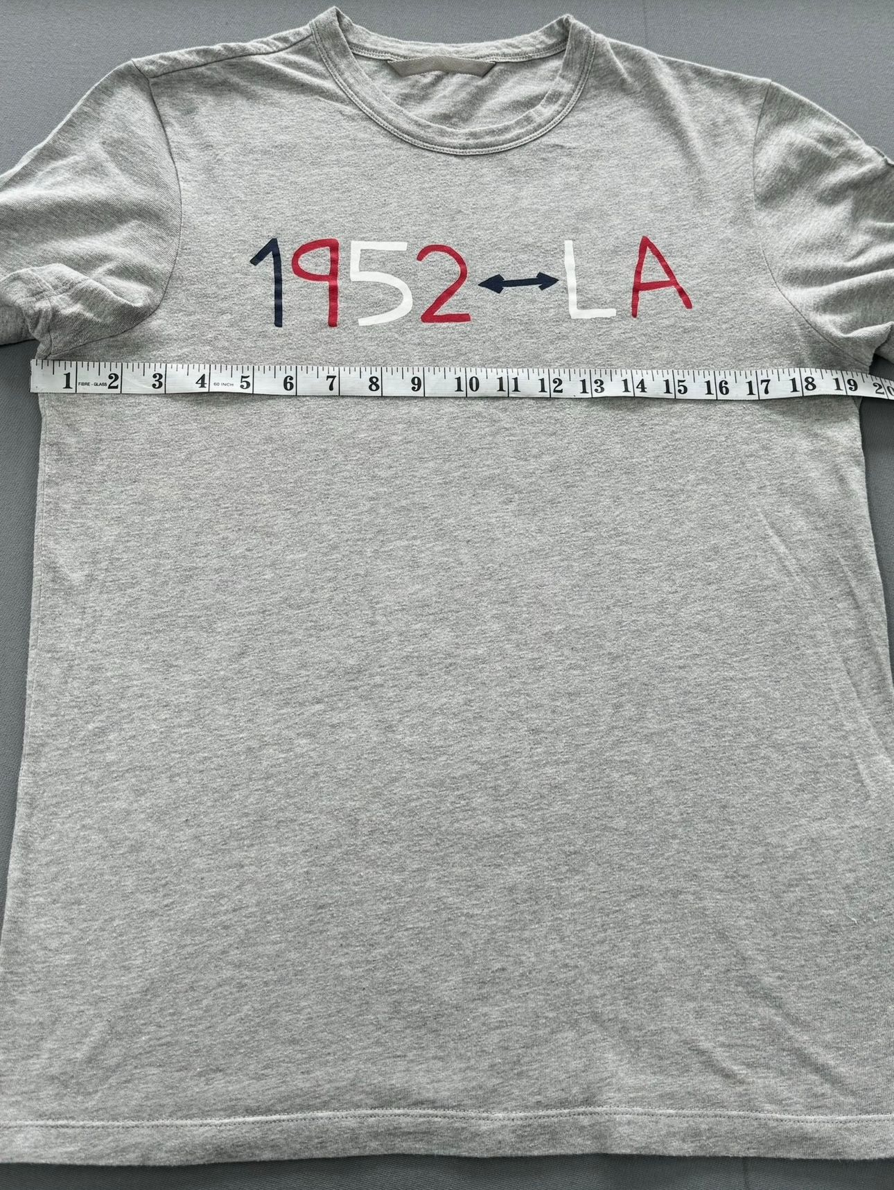 Moncler Genius 2 Grey 1952 Logo T Shirt - Small(19.5” PTP)