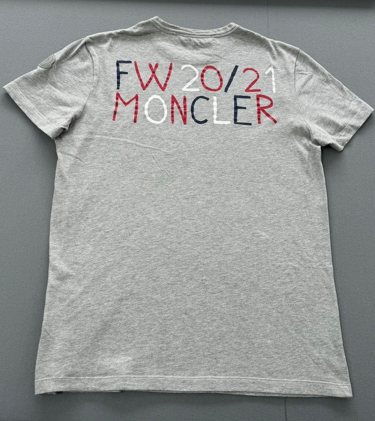 Moncler Genius 2 Grey 1952 Logo T Shirt - Small(19.5” PTP)