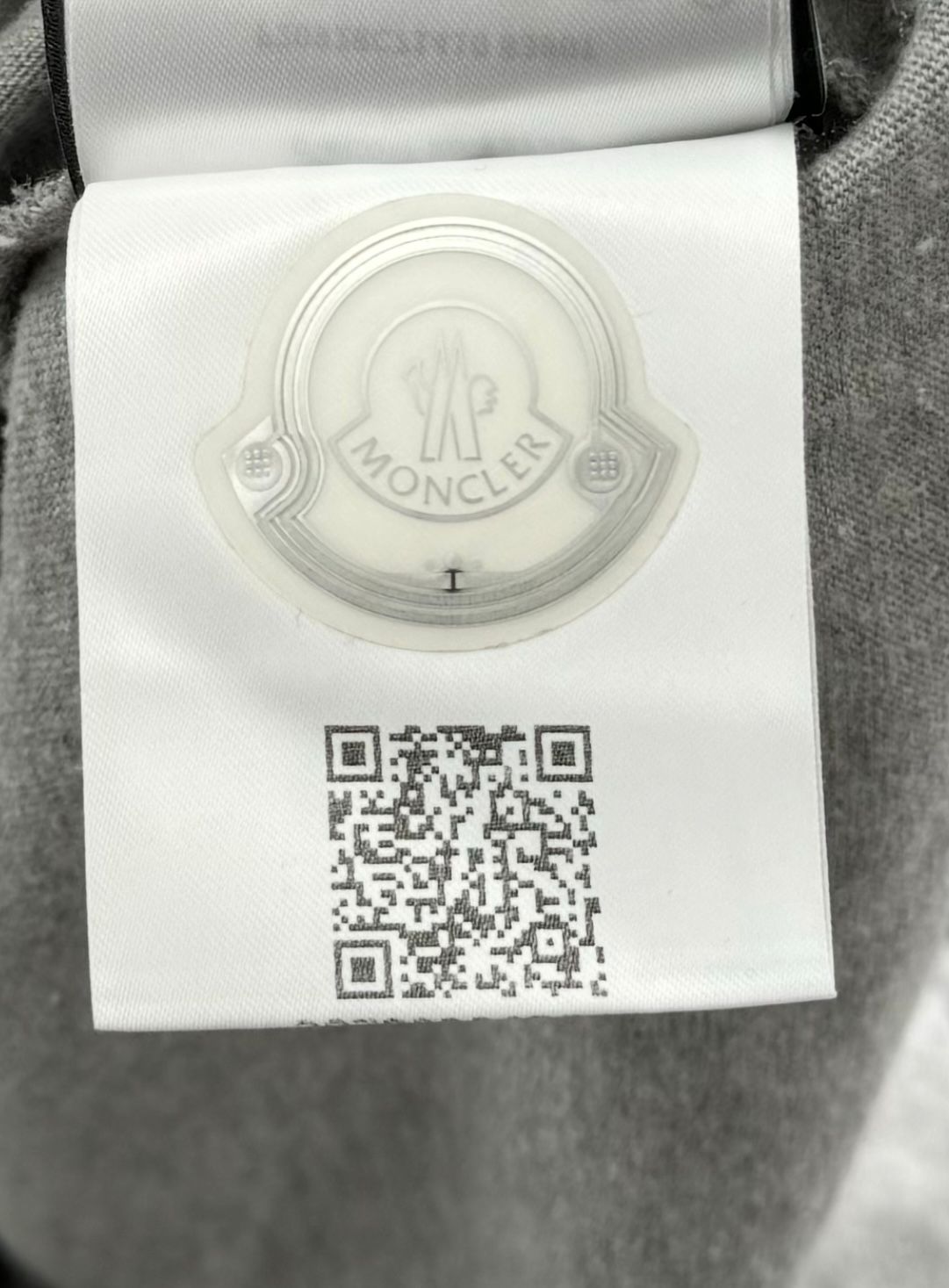 Moncler Genius 2 Grey 1952 Logo T Shirt - Small(19.5” PTP)