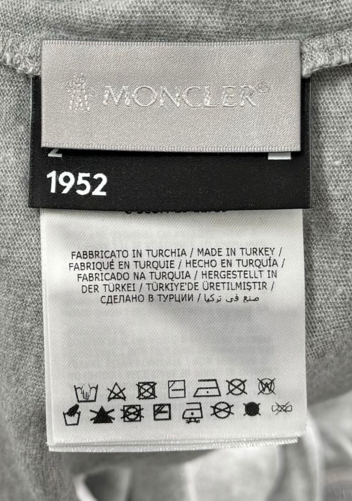 Moncler Genius 2 Grey 1952 Logo T Shirt - Small(19.5” PTP)