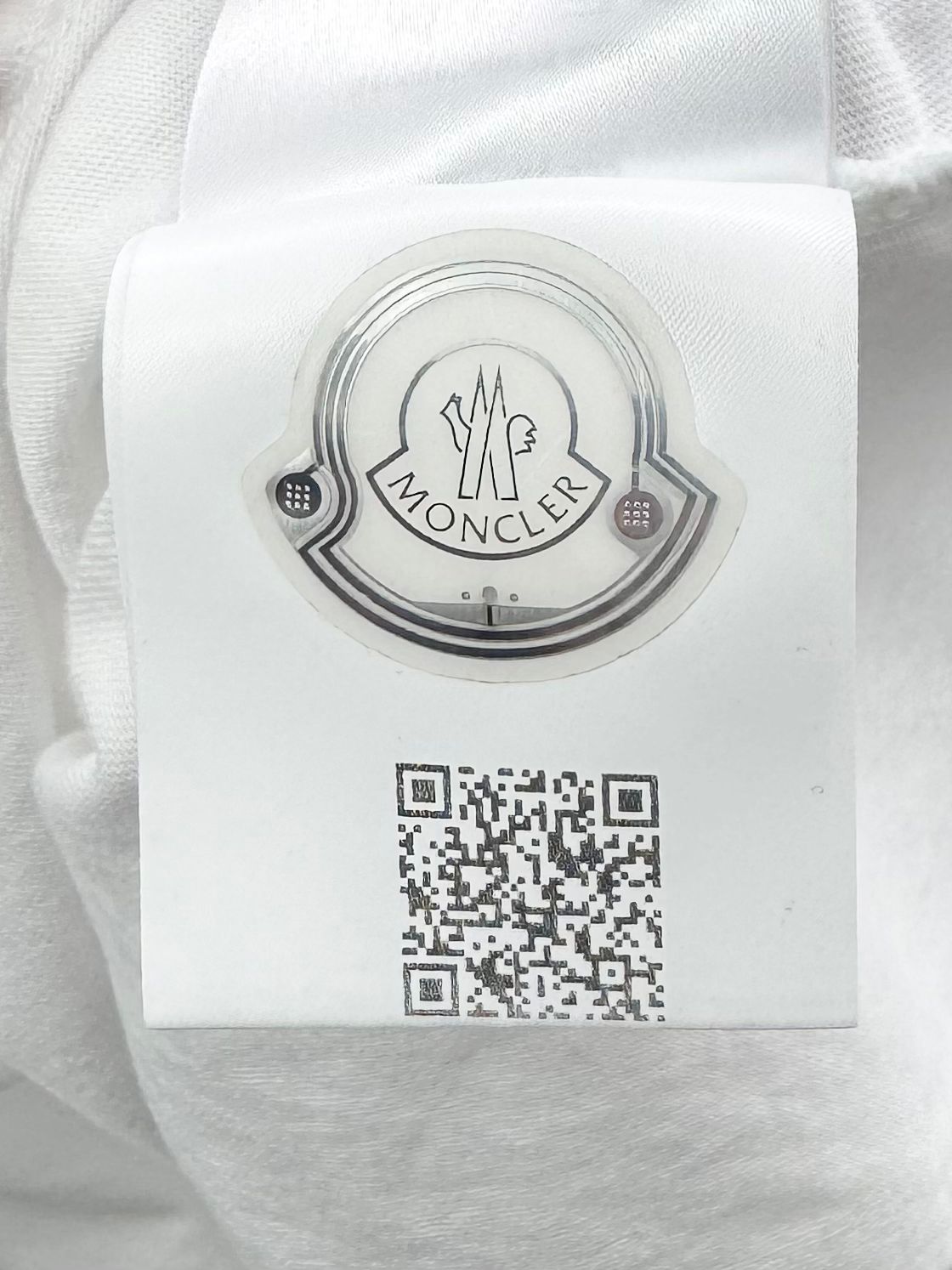 Moncler White Cotton T Shirt - XXL (24''PTP)