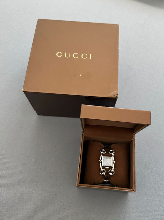 Gucci Women's Quartz Watch Signoria Horse-Bit Blue Mother Of Pearl Face - Silver - 116.5 - Boxed