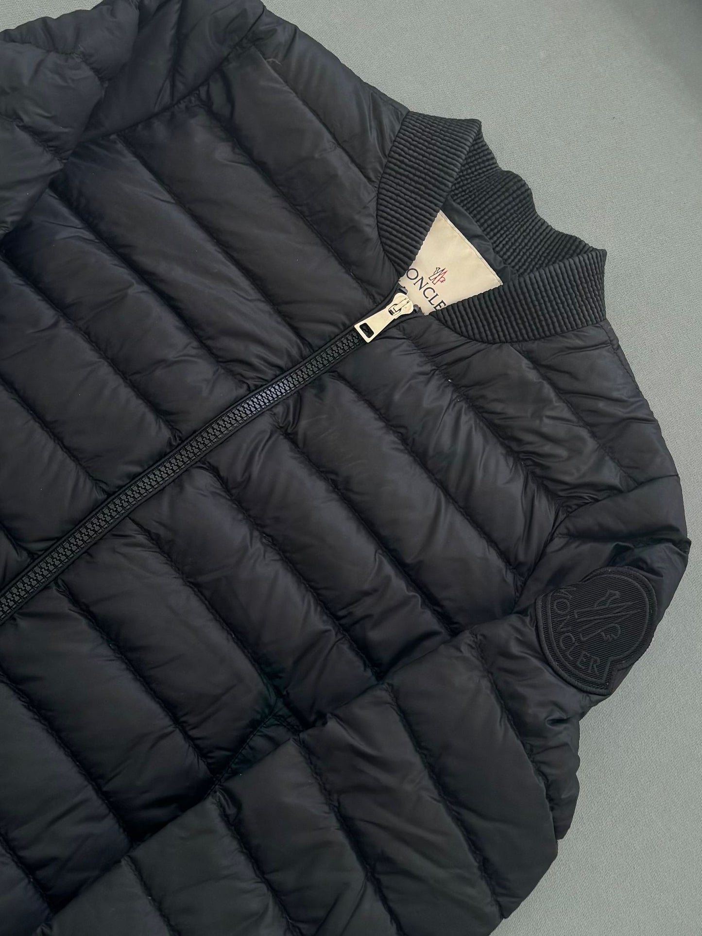 Moncler Abricot Down Black Bomber Jacket - Size 00 (UK8) 18.5''PTP