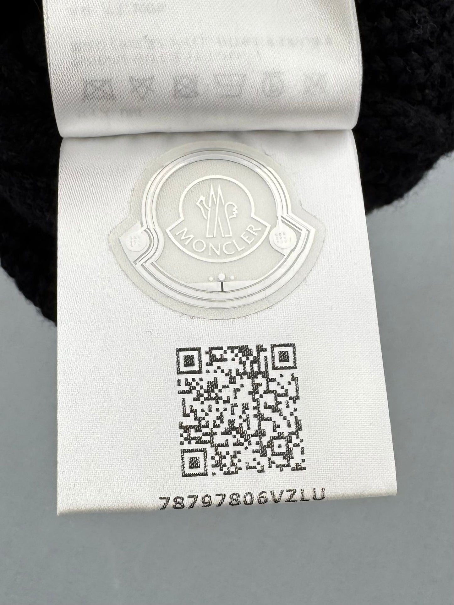 Moncler Black Embroidered Logo Wool Beanie