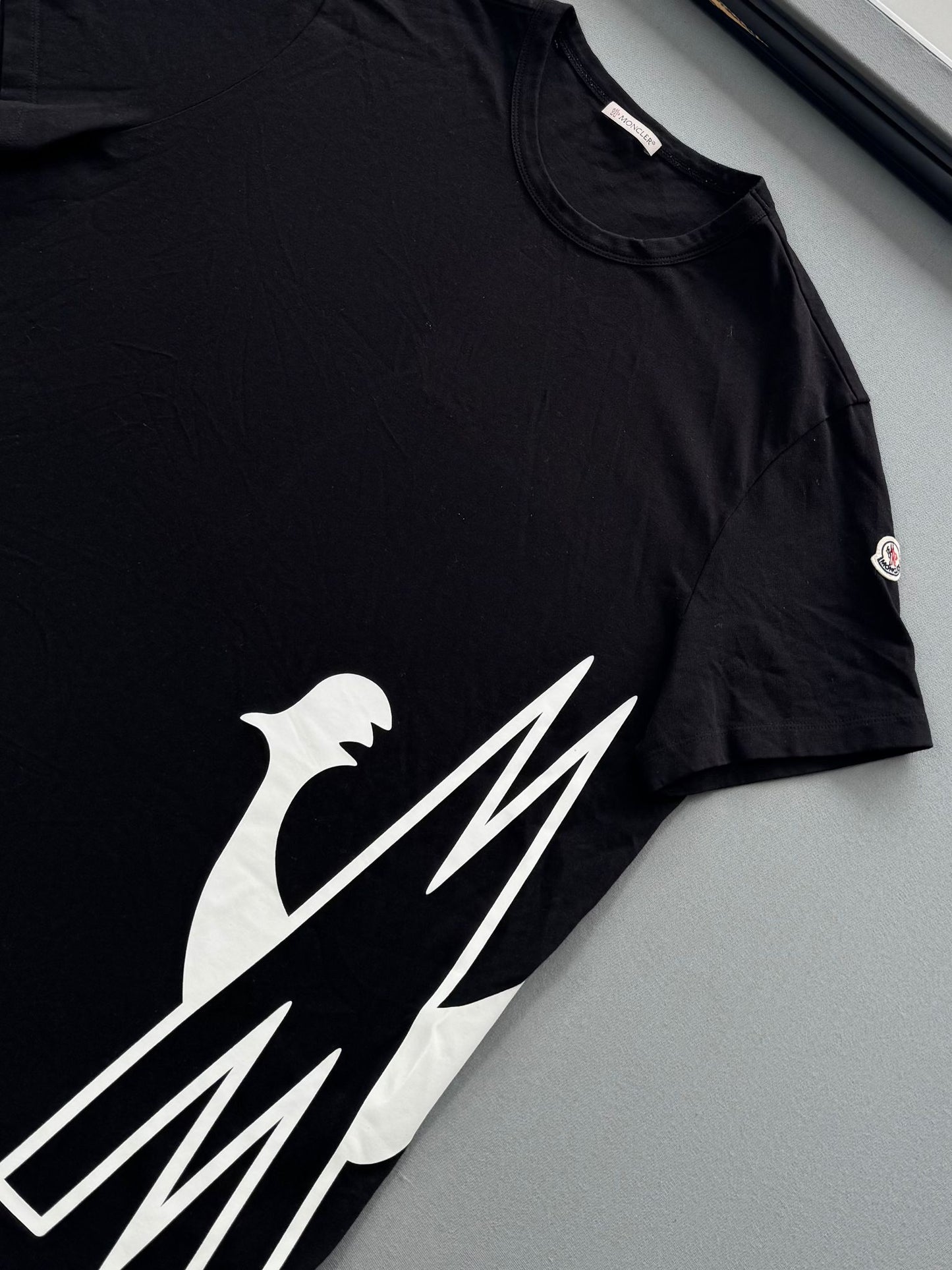 Moncler Black Logo Print TShirt - Size XL (22''PTP)