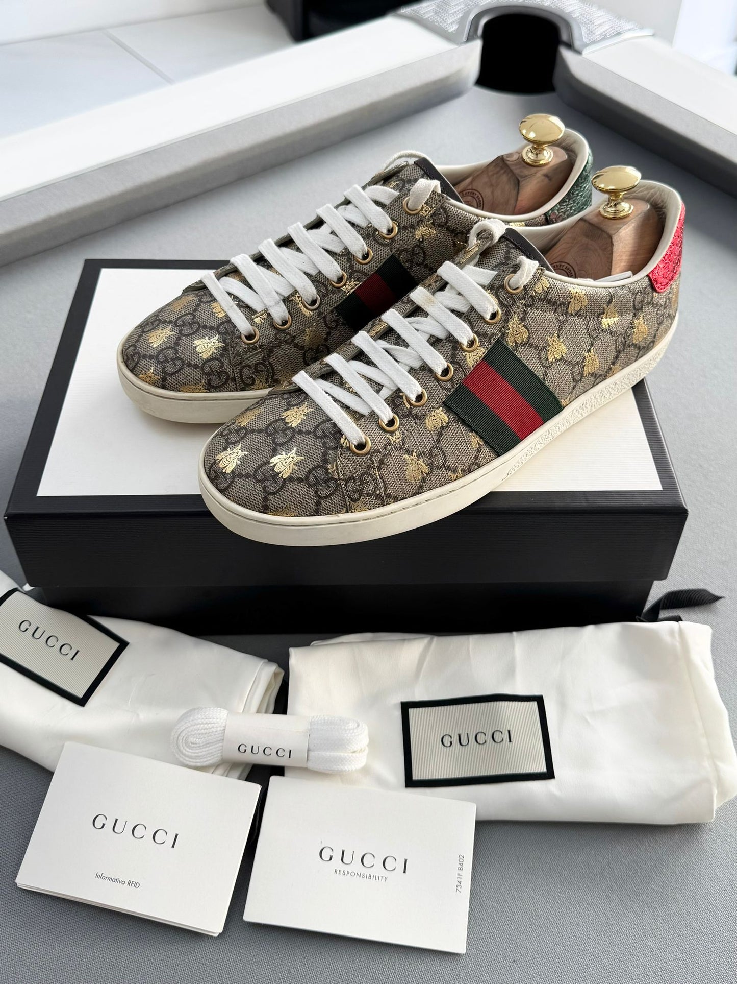 Gucci GG Bee Supreme Aces - UK6 (EU39)