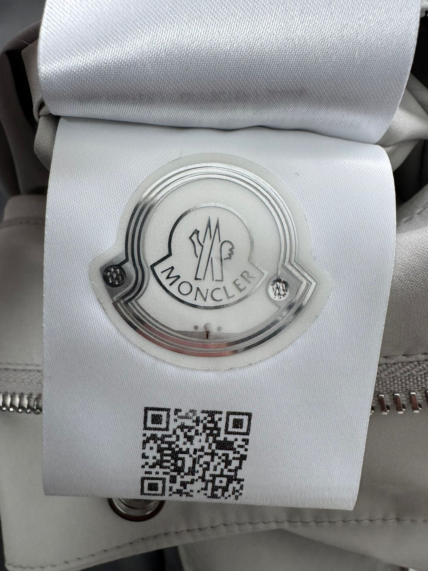 Moncler Light Grey Bergerie Jacket - Size 3 (23''ptp)