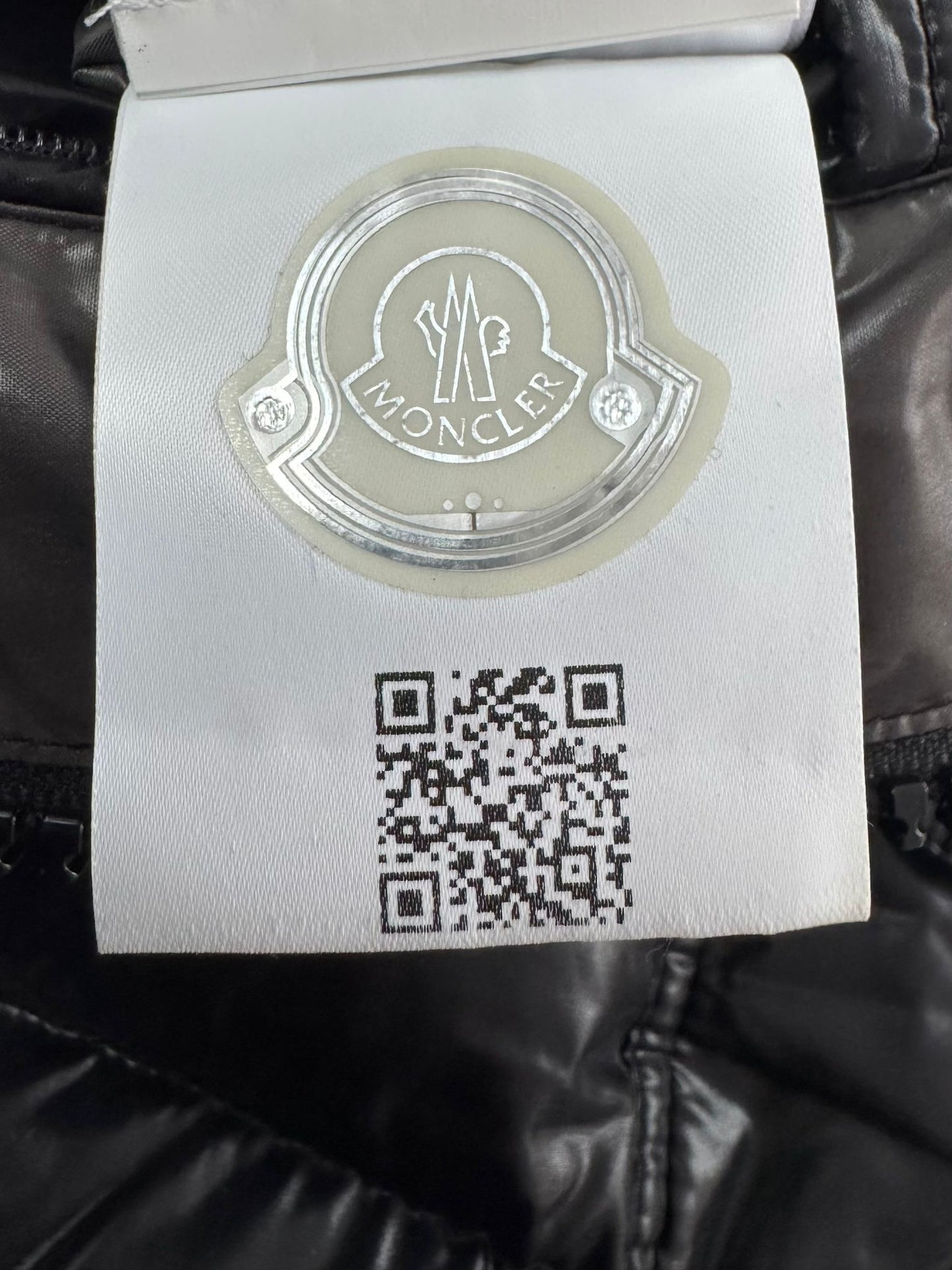 Moncler Maya Hooded Short Down Jacket In Black - Size: 6 (26'' ptp)