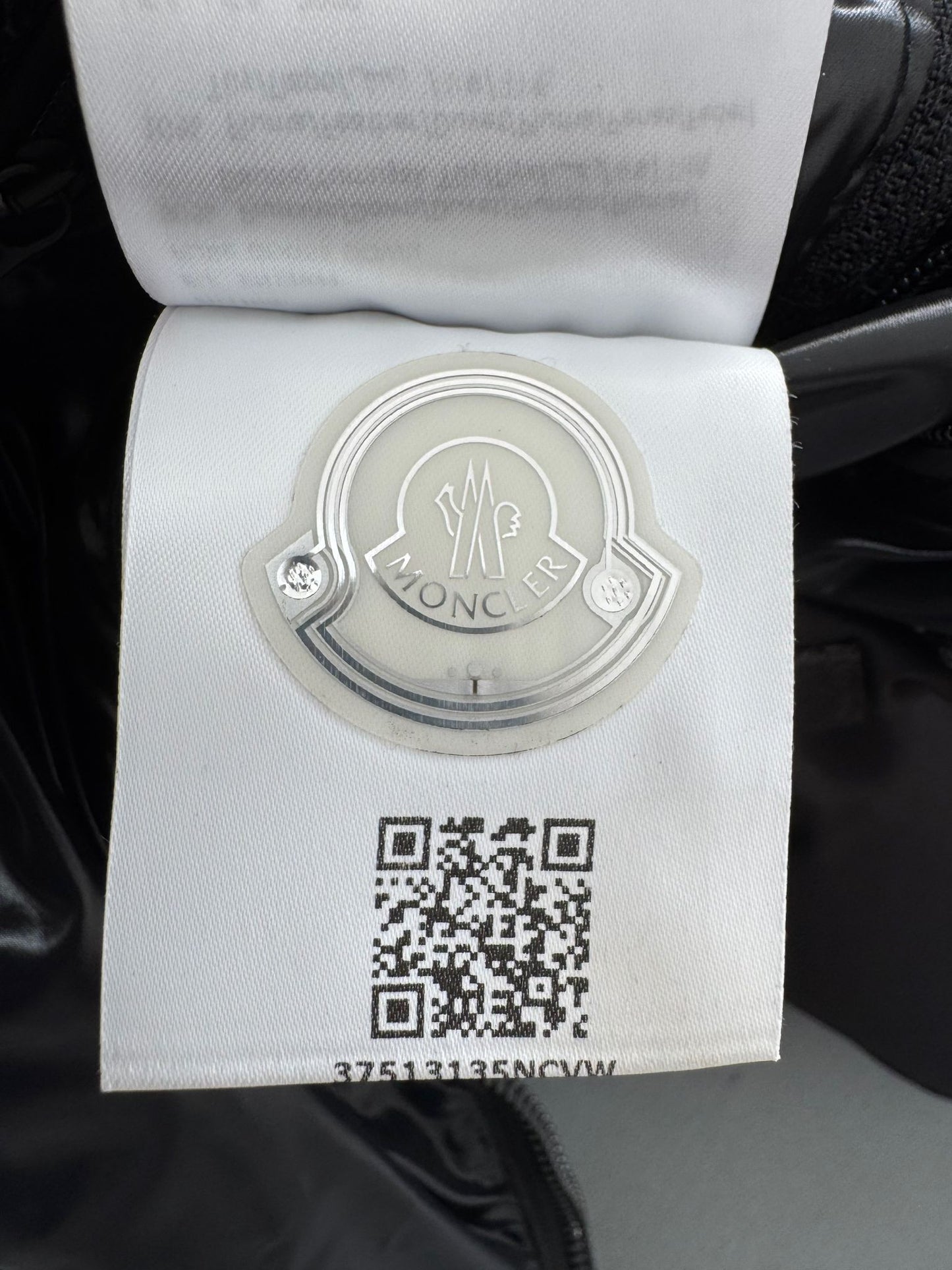 Moncler Black Ambert Puffer Coat - Size: 5(25.5''PTP)