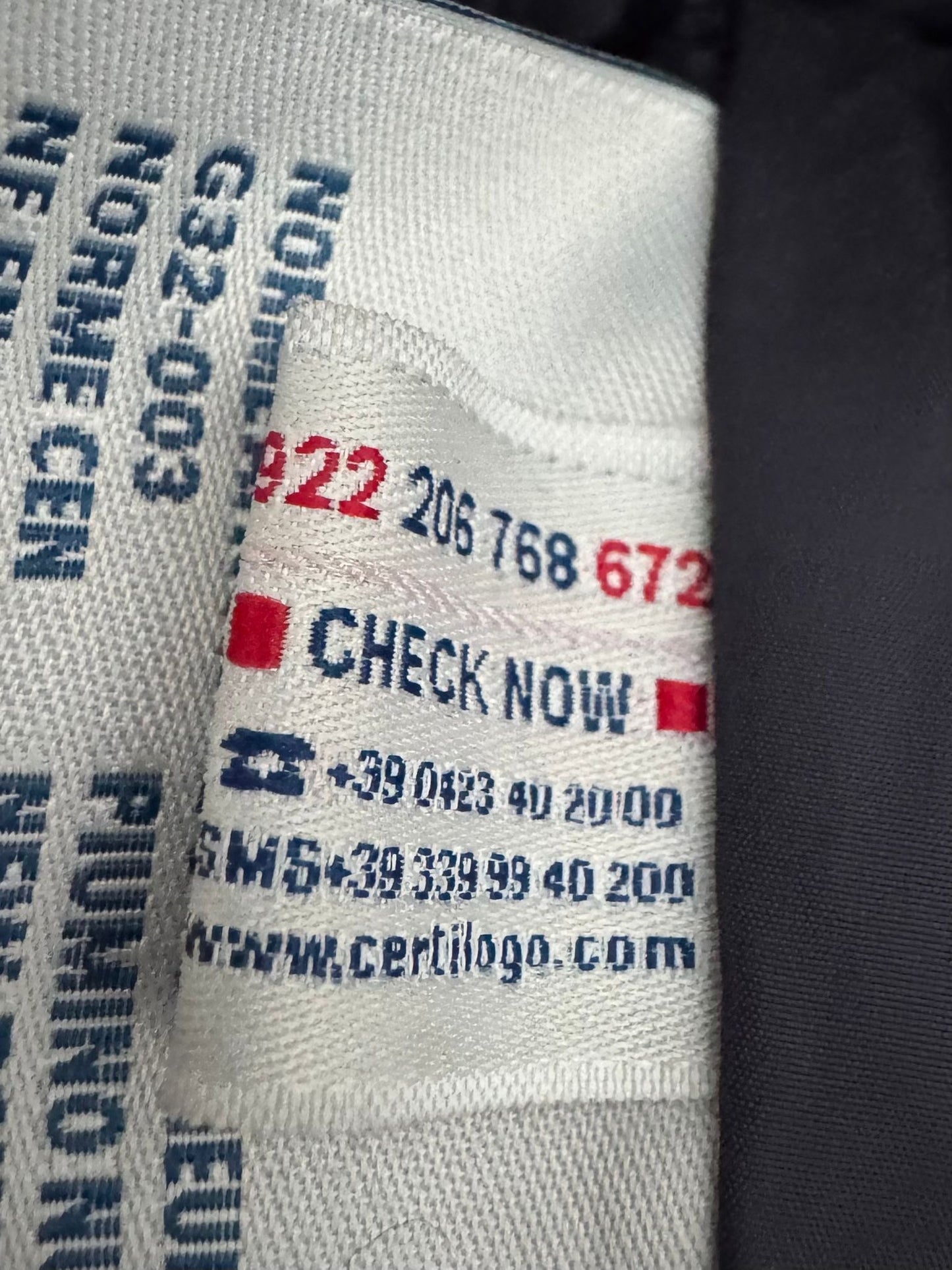 Moncler Navy Mekong Jacket - Size: 2 (22'' PTP)