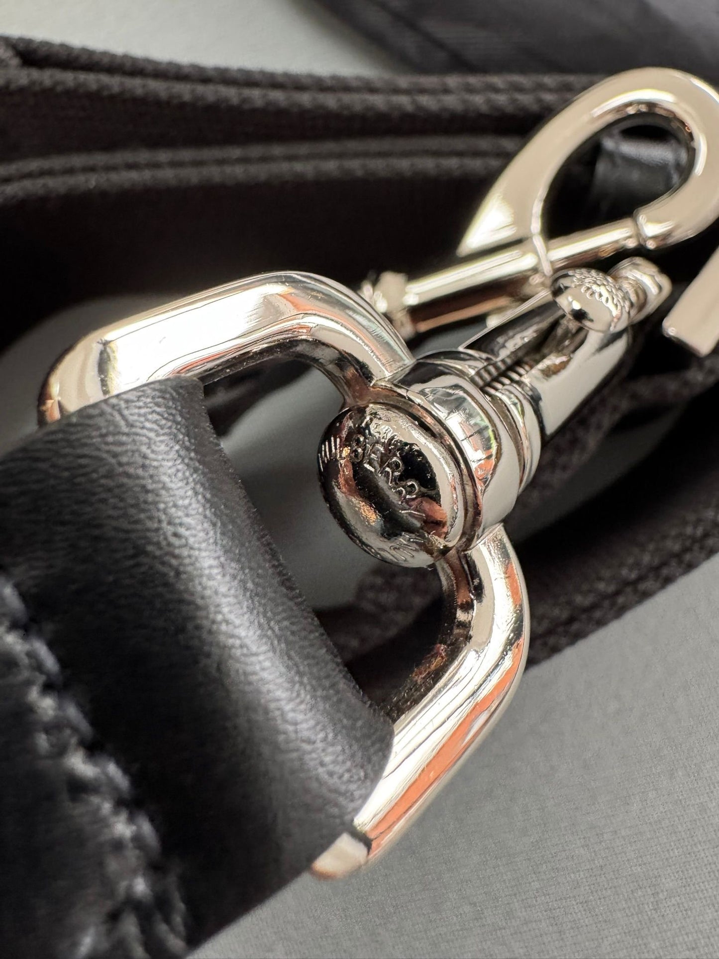 Mulberry Elkington Grained-Leather Black Briefcase With Brass Hardware