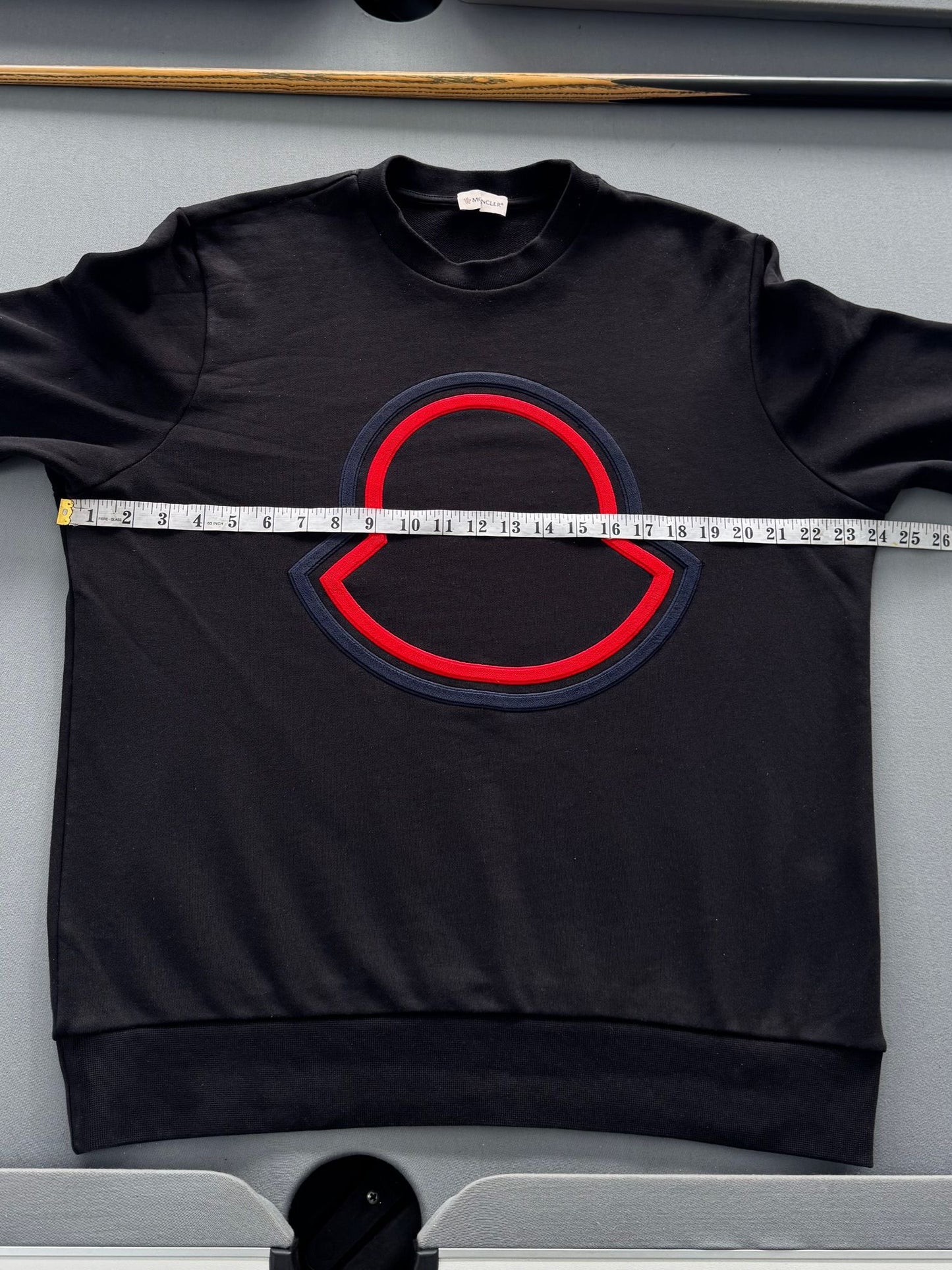 Moncler Maglia Bell Logo Black Sweater - Size: XL (24''PTP)