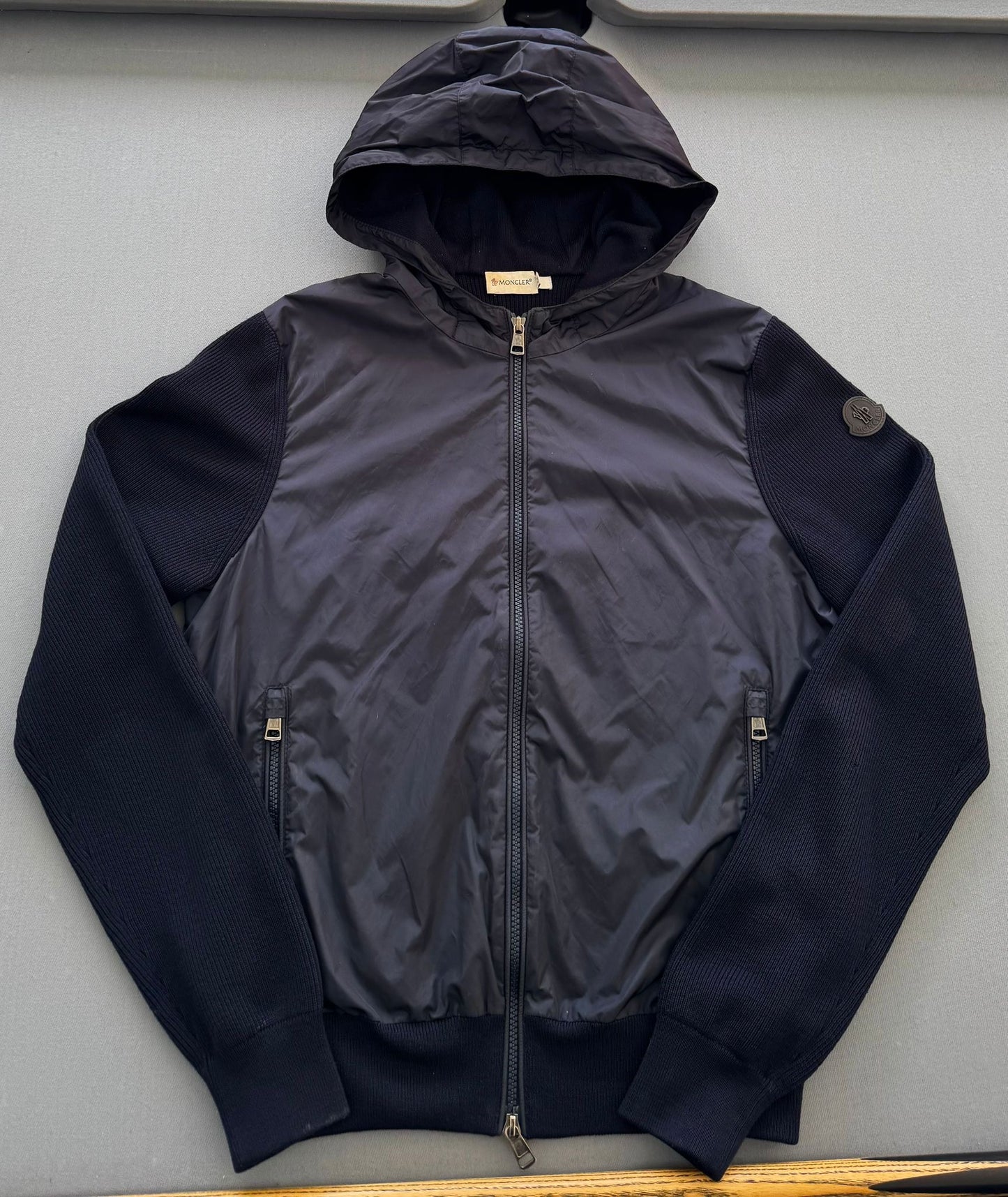 Moncler Navy Tricot Hoodied Contrast Sleeve Cardigan - Medium (21'' ptp)