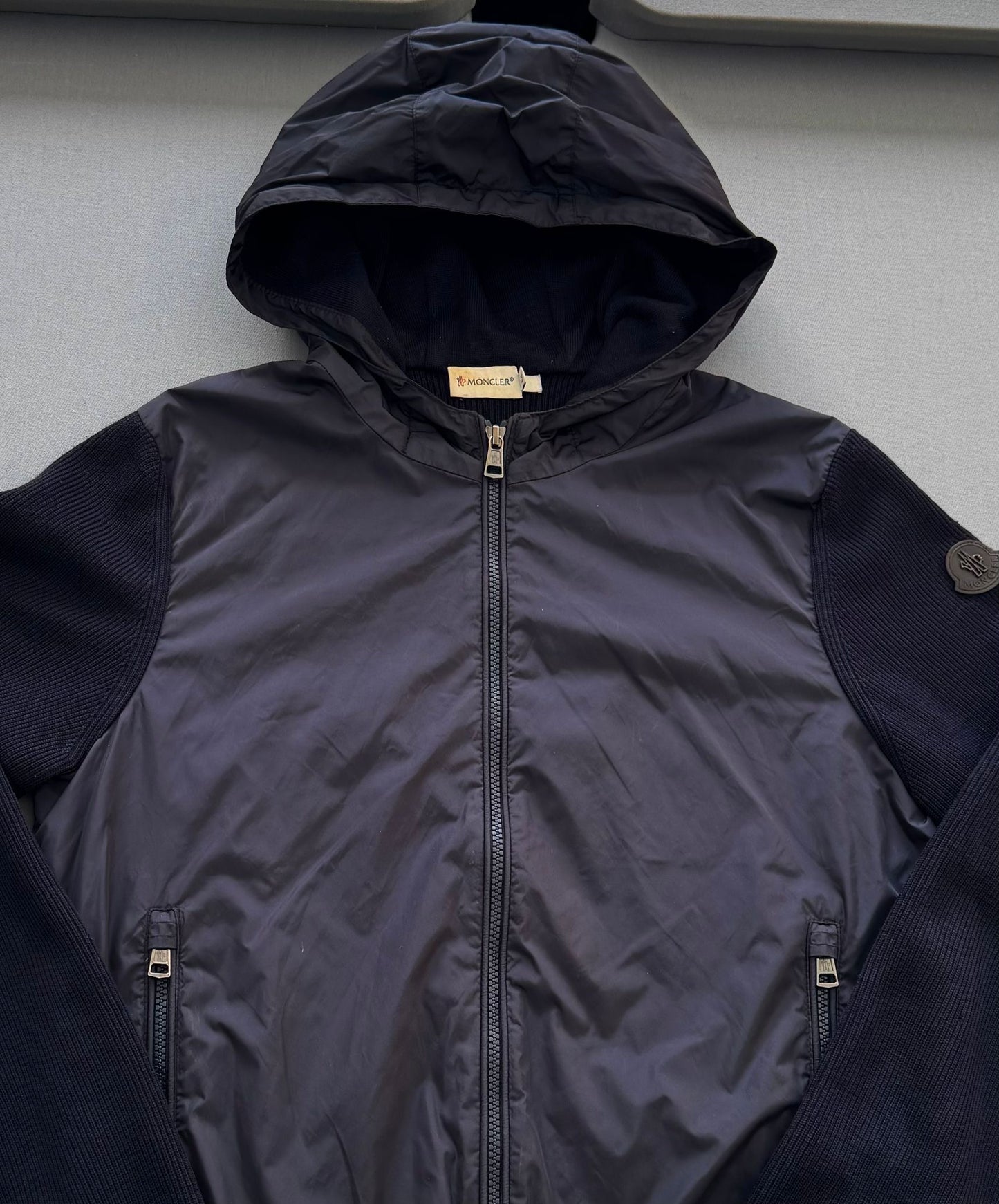 Moncler Navy Tricot Hoodied Contrast Sleeve Cardigan - Medium (21'' ptp)