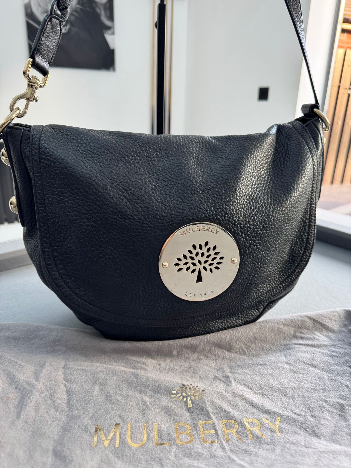 Mulberry Daria Satchel Shoulder Bag In Black Leather With Gold Hardware