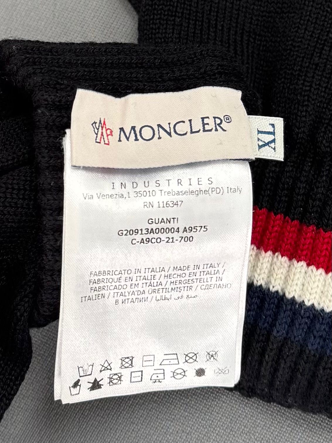 Moncler Black Tricolor Wool Gloves - XL