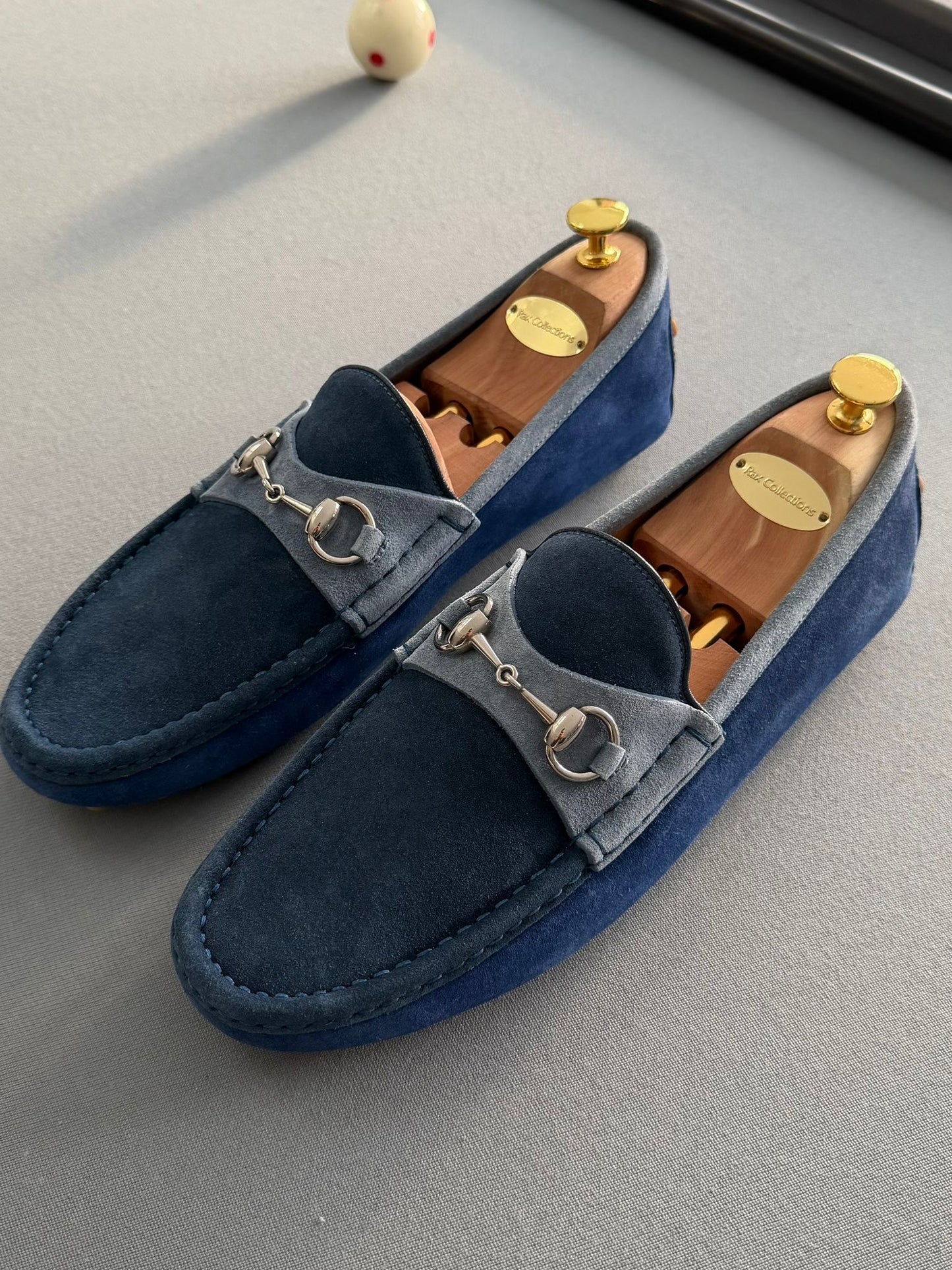 Gucci Navy & Blue Suede Loafers/ Moccasins - Size 9 (EU43)