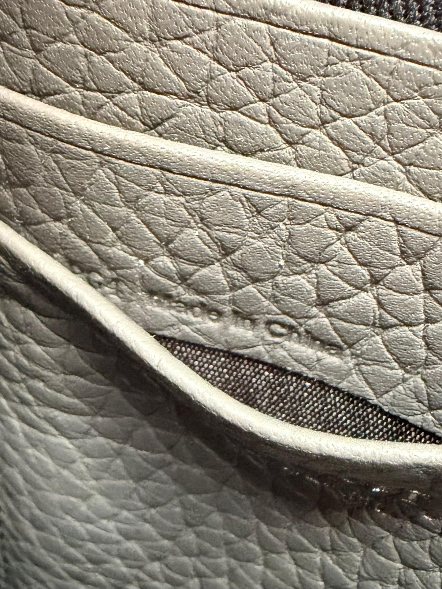 Mulberry Heavy Grain Leather Zipped Pouch Earth Grey – Authentic Pre-Loved UK | Westin High End