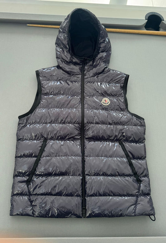Moncler Lappe Navy Gilet - Size 1 - 21” PTP - Medium