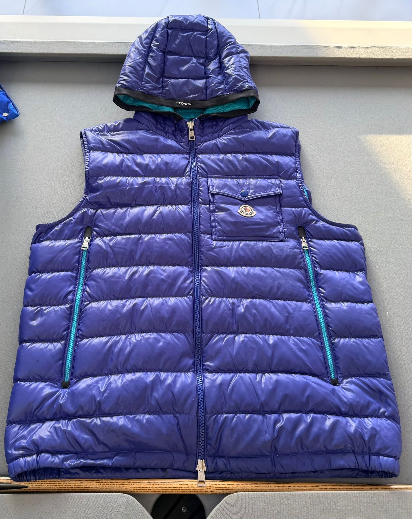 Moncler Blue Ragot Hooded Padded Gilet - Size: 6 (26''ptp)