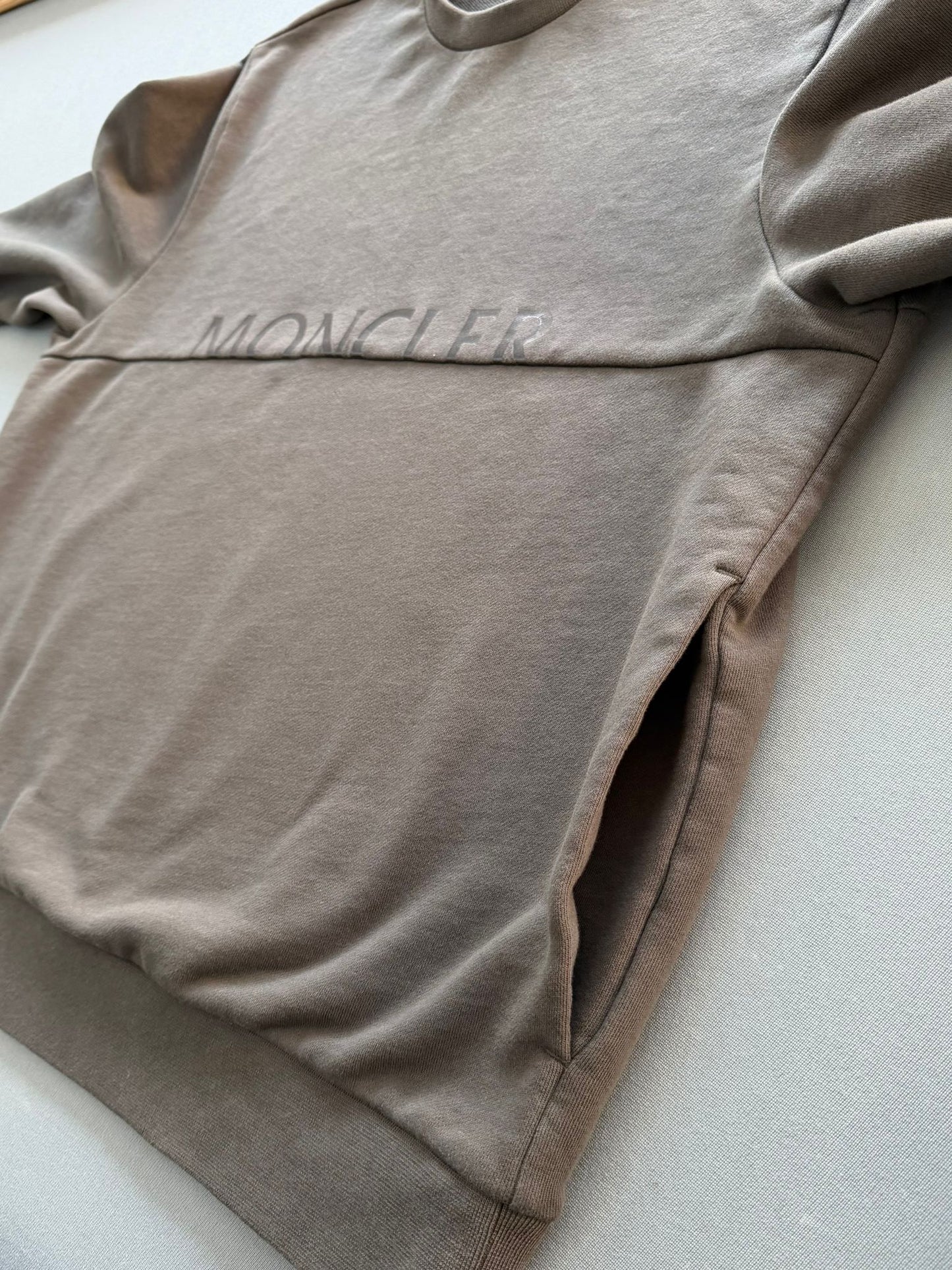 Moncler Grey Sweater - Size: XXL (25''ptp)
