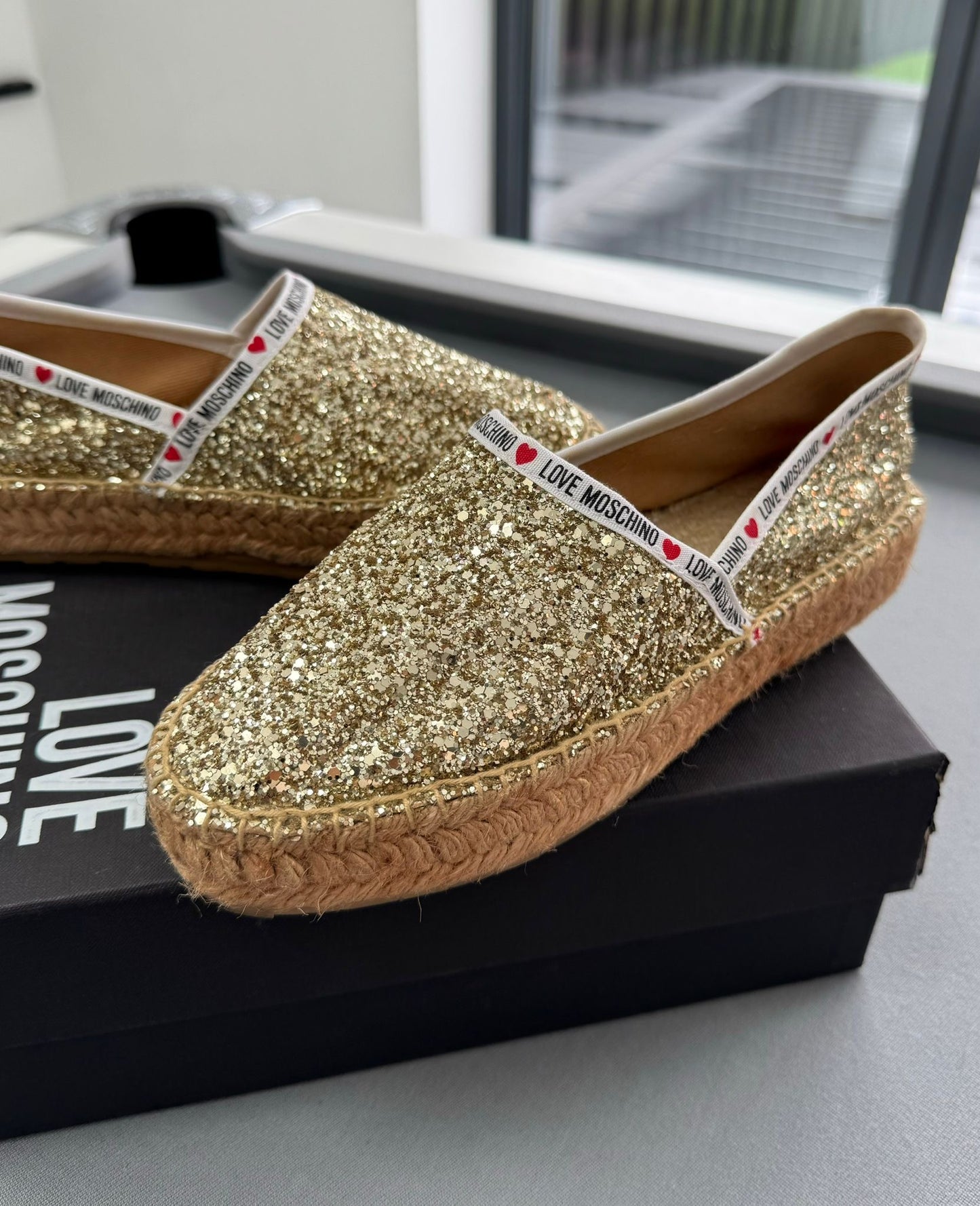 Moshino Love Gold Glitter Espadrilles - Size: UK6 (EU39)
