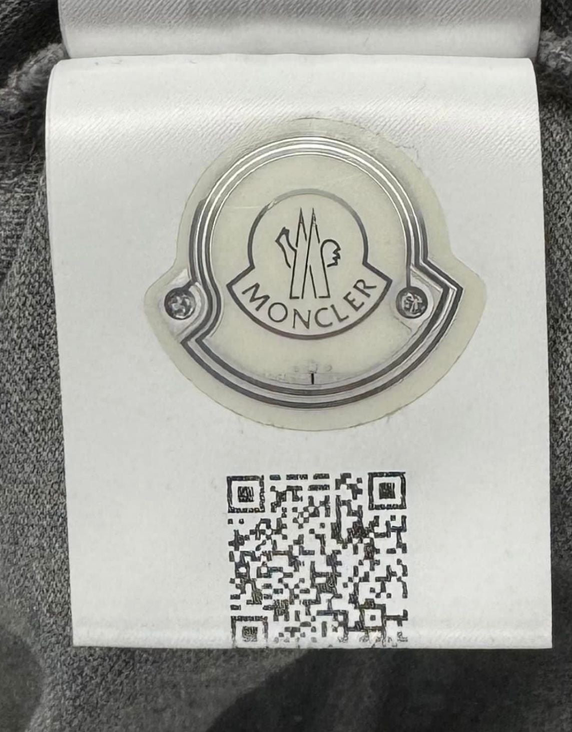 Moncler Long Sleeve Piqué Polo – Grey (Small)
