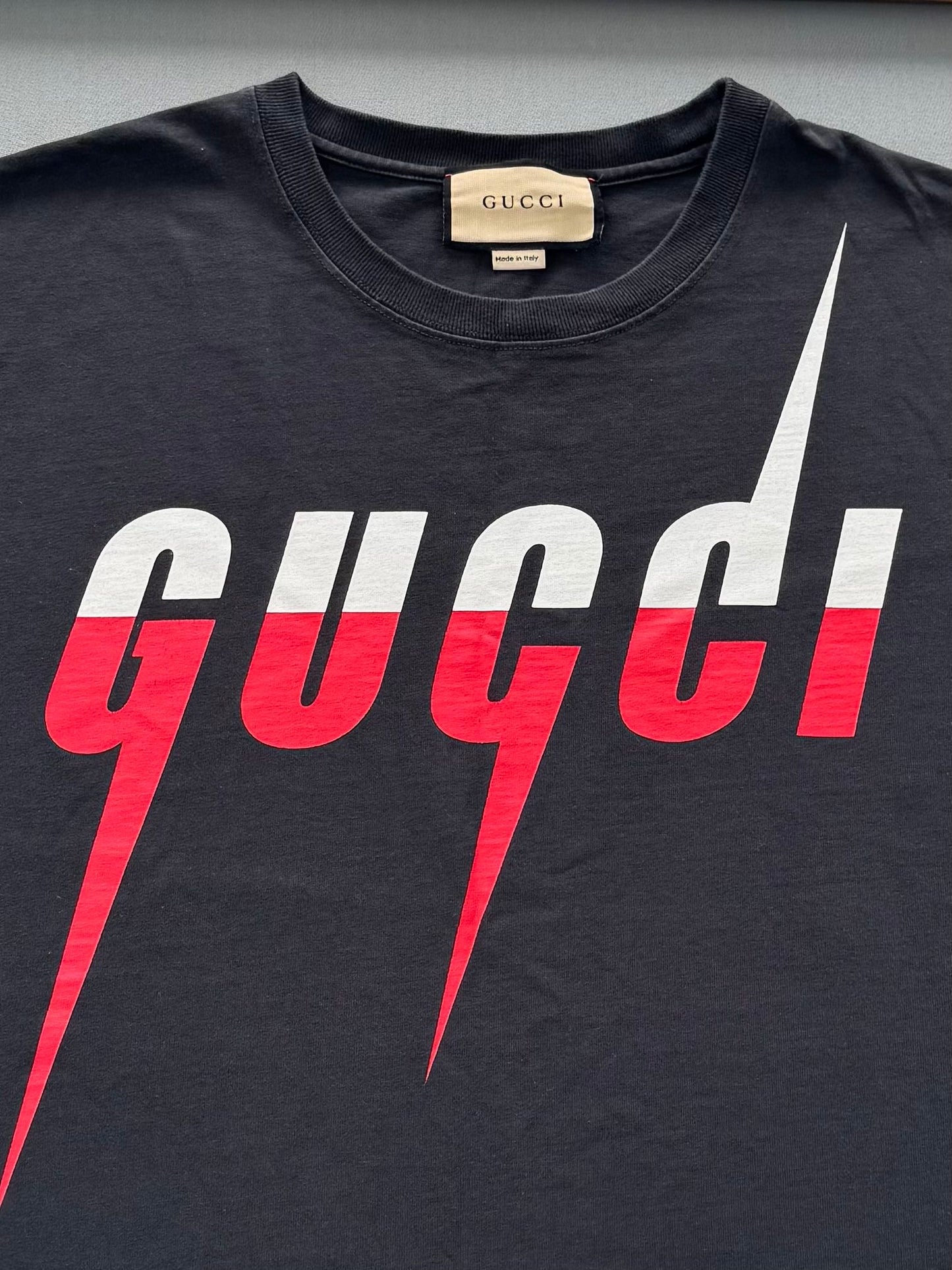 Gucci T-Shirt Blade Print - Large - 23.5”