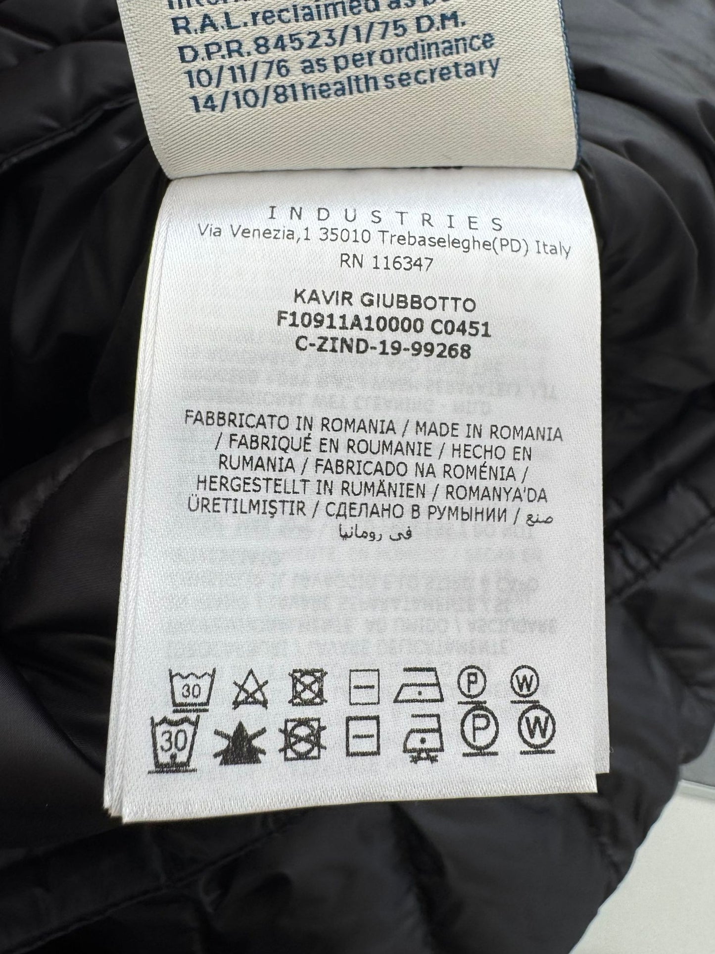 Moncler Kavir Black Jacket - Size 6 - PTP 24.5”