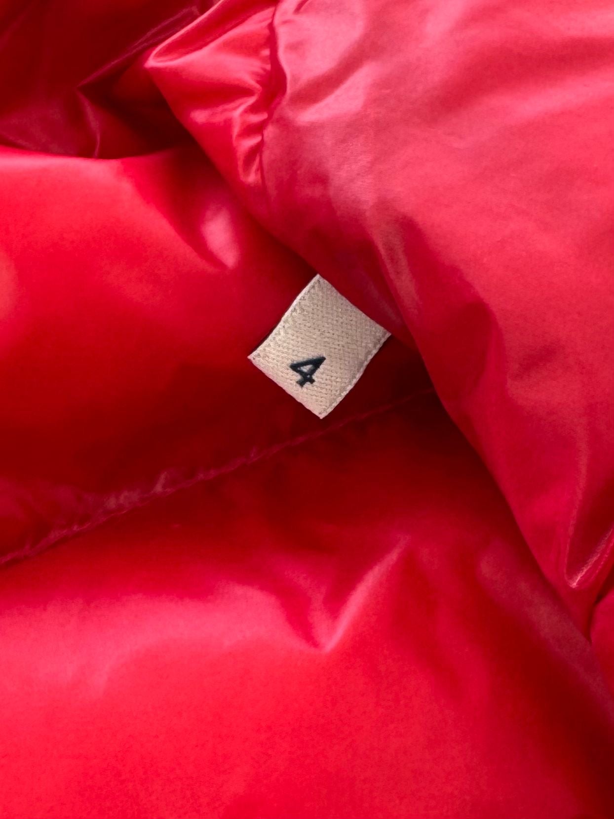 Moncler Red Gui Down Gilet - Size 4 - 22” PTP - Large