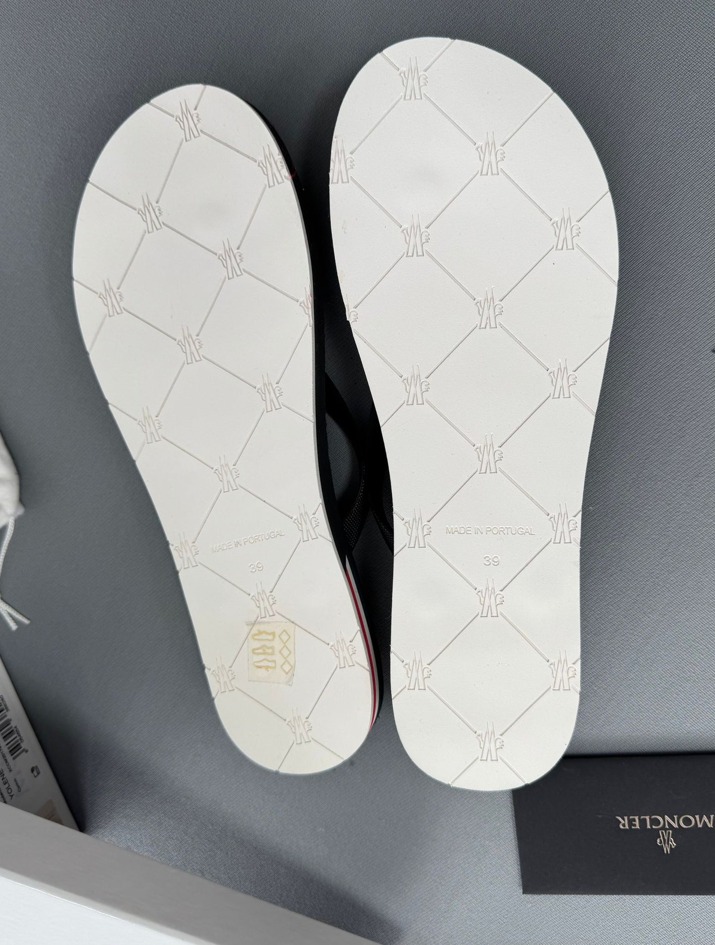 Moncler Black Flip Flops Sandals- UK 6(EU39)
